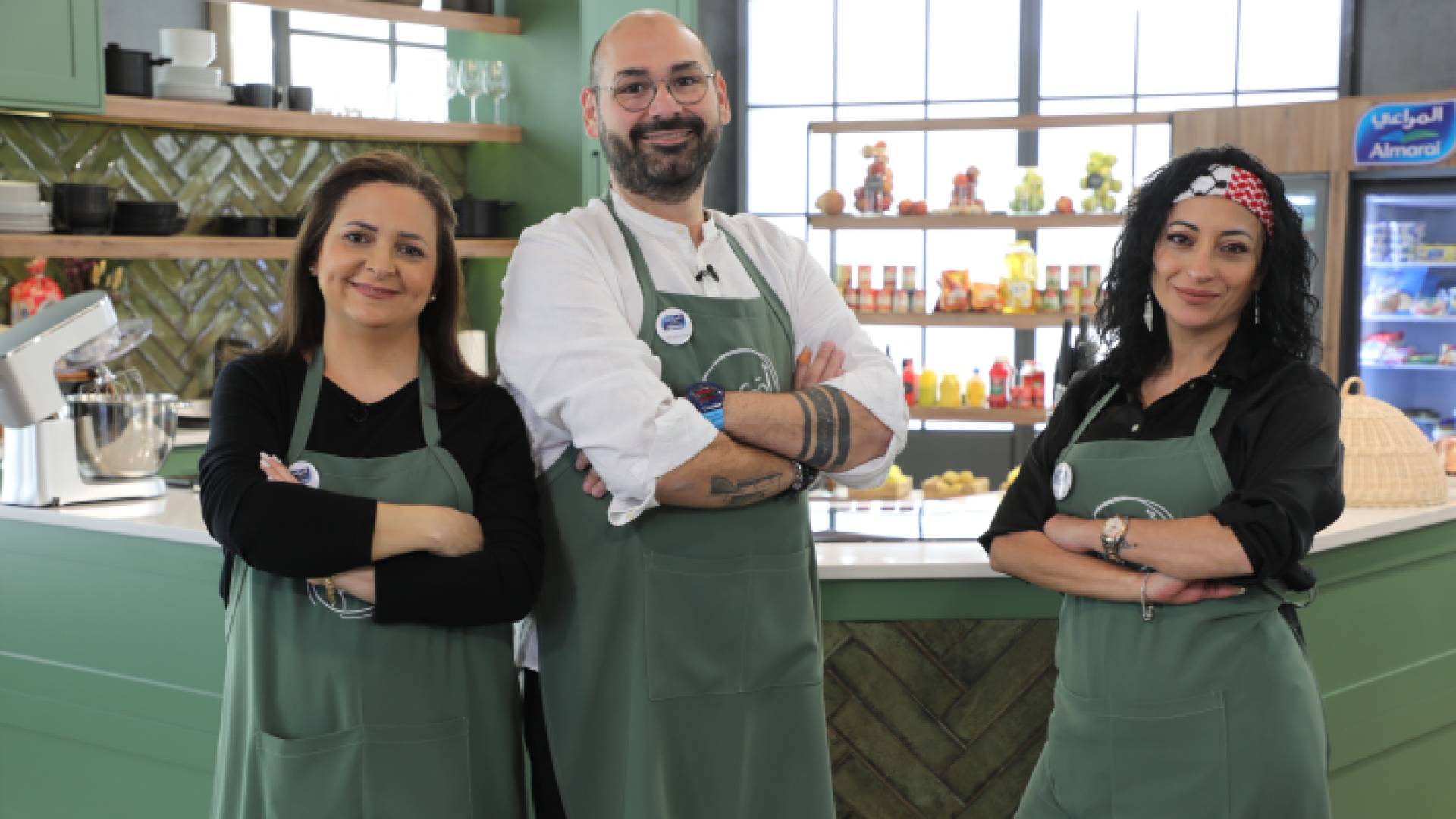 المنافسة تشتد بين المتسابقين في برنامج "أقوى سفرة"