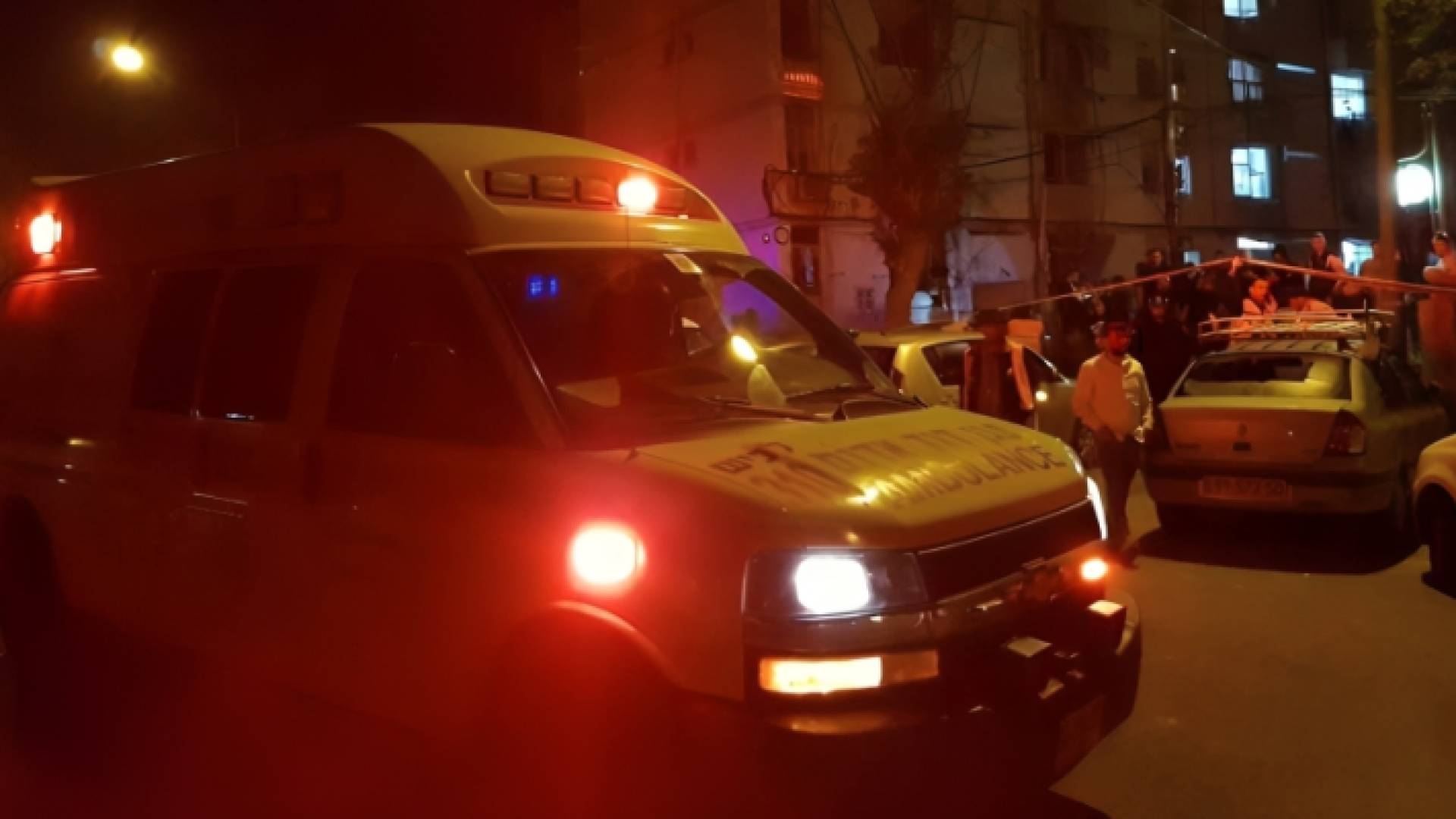 سيارة اسعاف للاحتلال الإسرائيلي