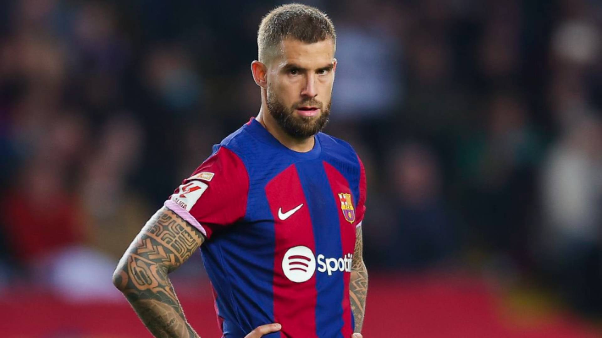 مدافع برشلونة مارتينيز