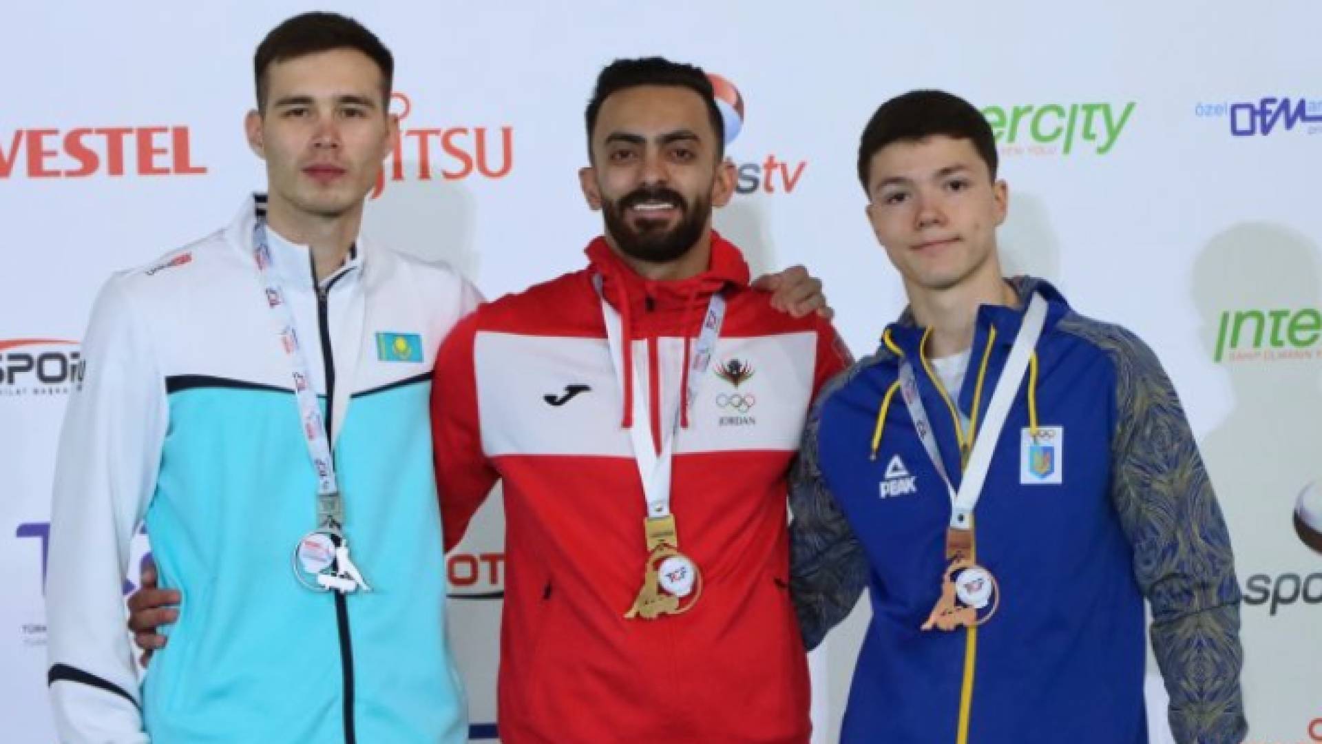 من تتويج أبو السعود