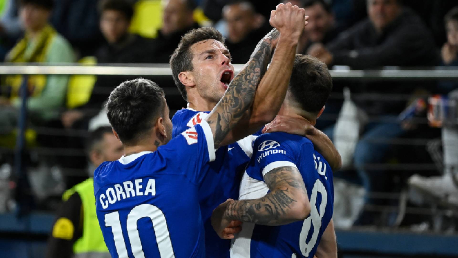 فرحة لاعبي أتليتيكو مدريد بالفوز على فياريال