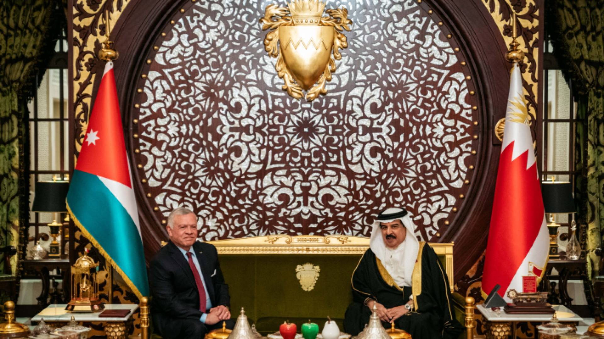 لقاء سابق بين الملك عبدالله الثاني والعاهل البحريني حمد بن عيسى آل خليفة