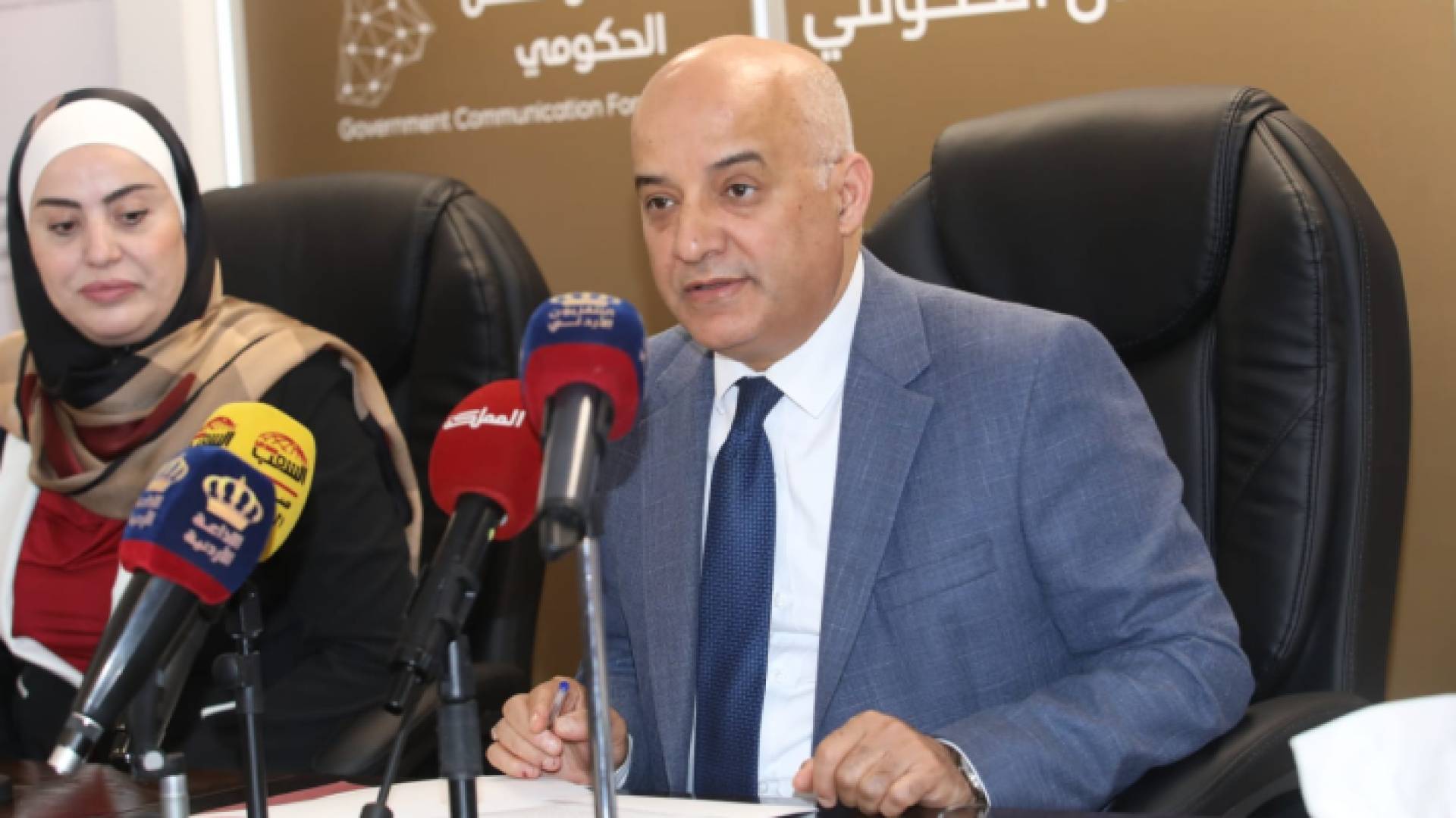 وزير الاتصال الحكومي الناطق الرسمي باسم الحكومة الدكتور مهند المبيضين