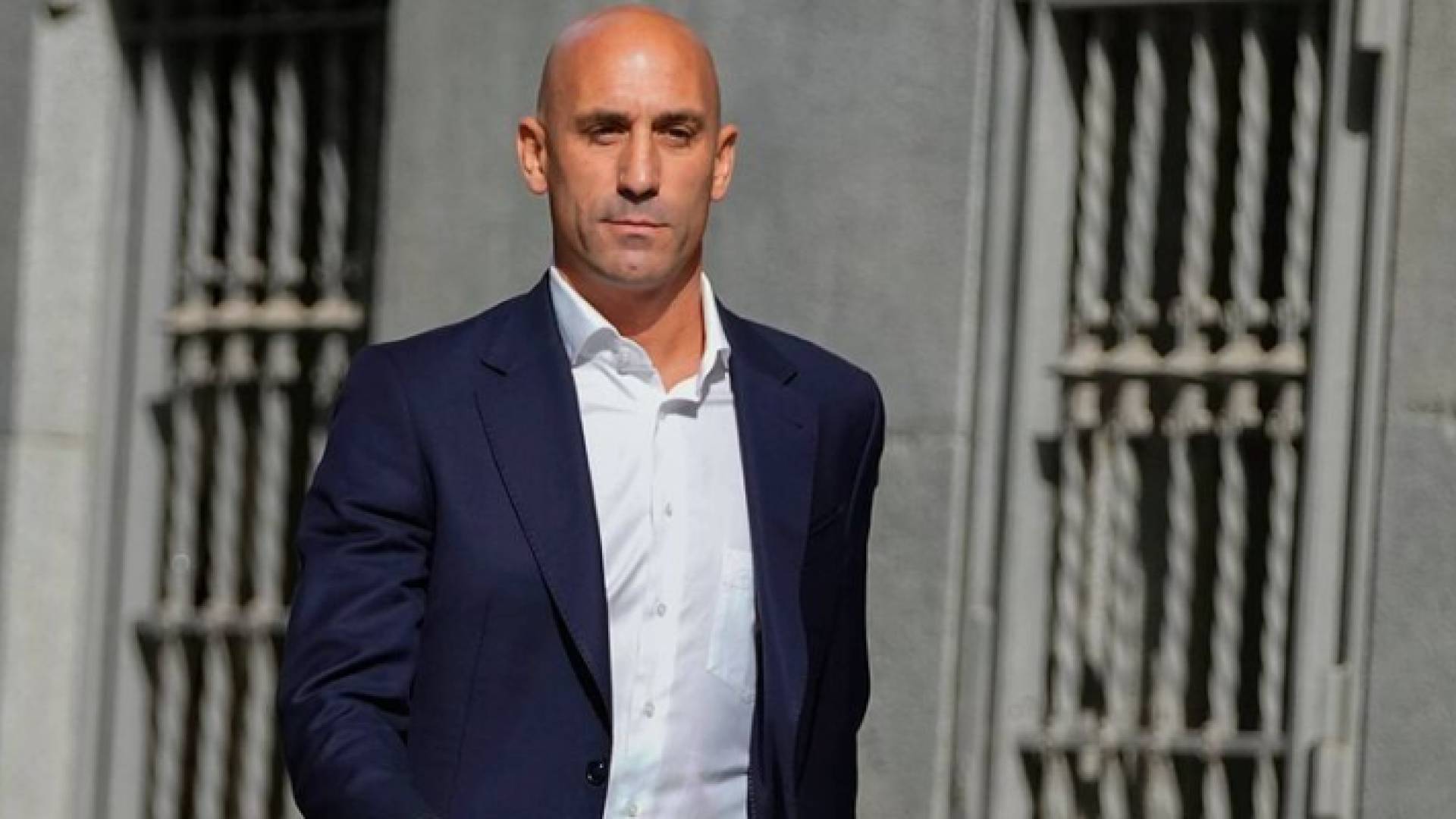 الرئيس السابق لاتحاد كرة القدم لويس روبياليس