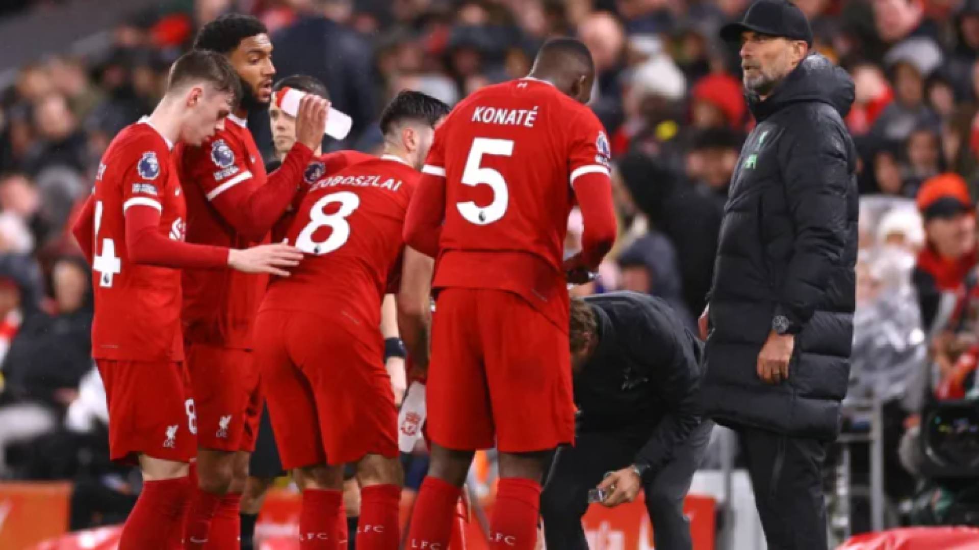 الحكم أوقف المباراة في الدقيقة 25 للسماح لمحمد صلاح وإبراهبما كوناتي بكسر الصيام