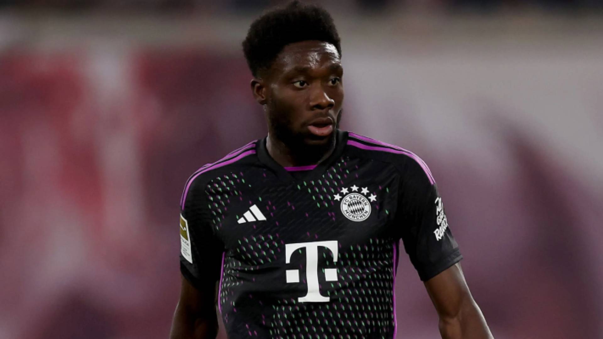 ألفونسو ديفيز