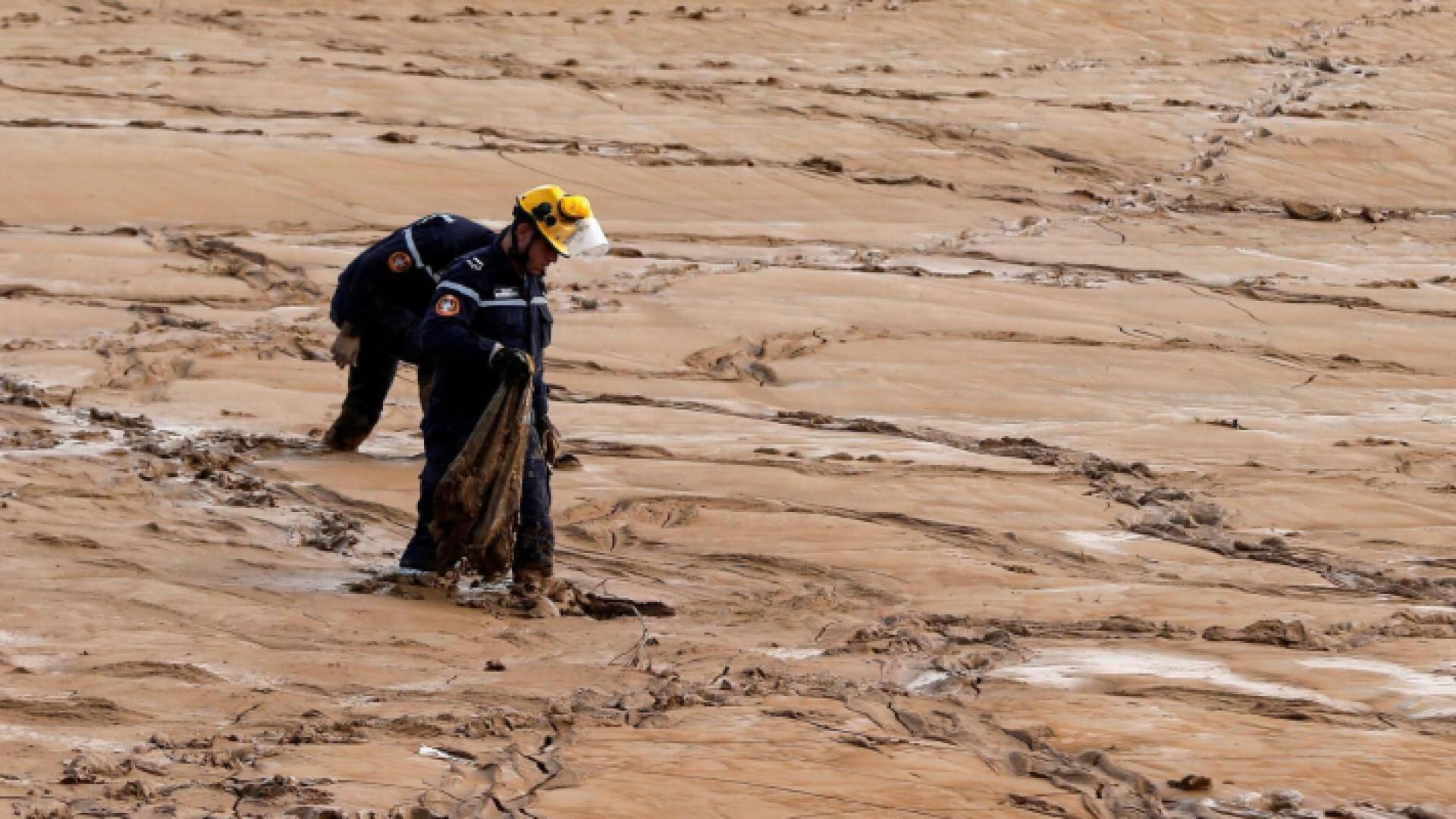 تشكل السيول بفعل الأمطار في الأردن - أرشيفية