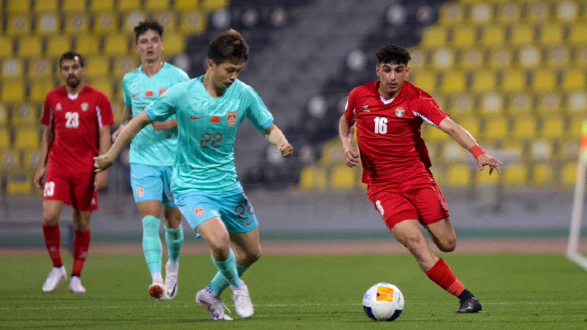 من المنافسات السابقة للنشامى