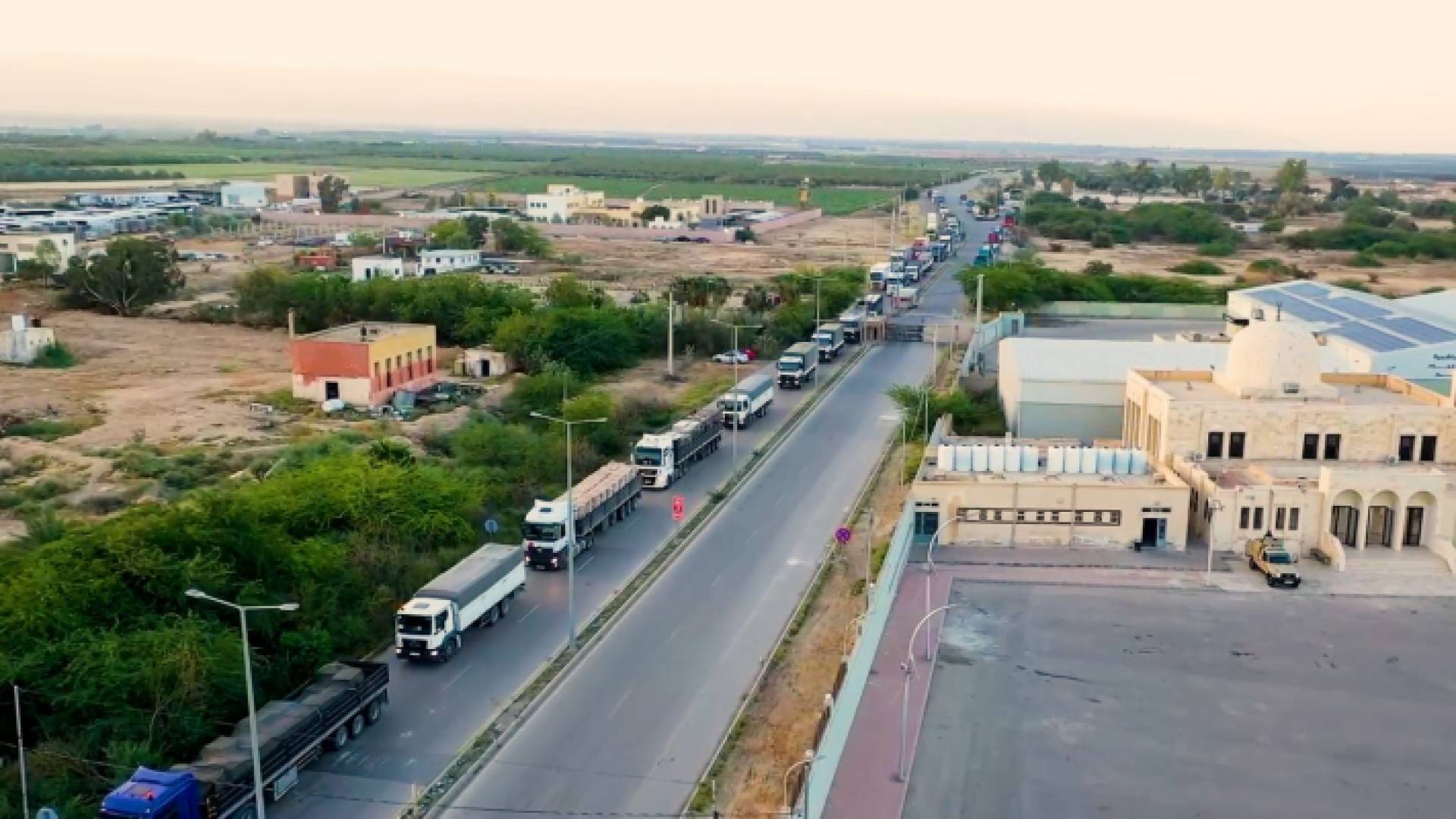 شاحنة المساعدات الأردنية