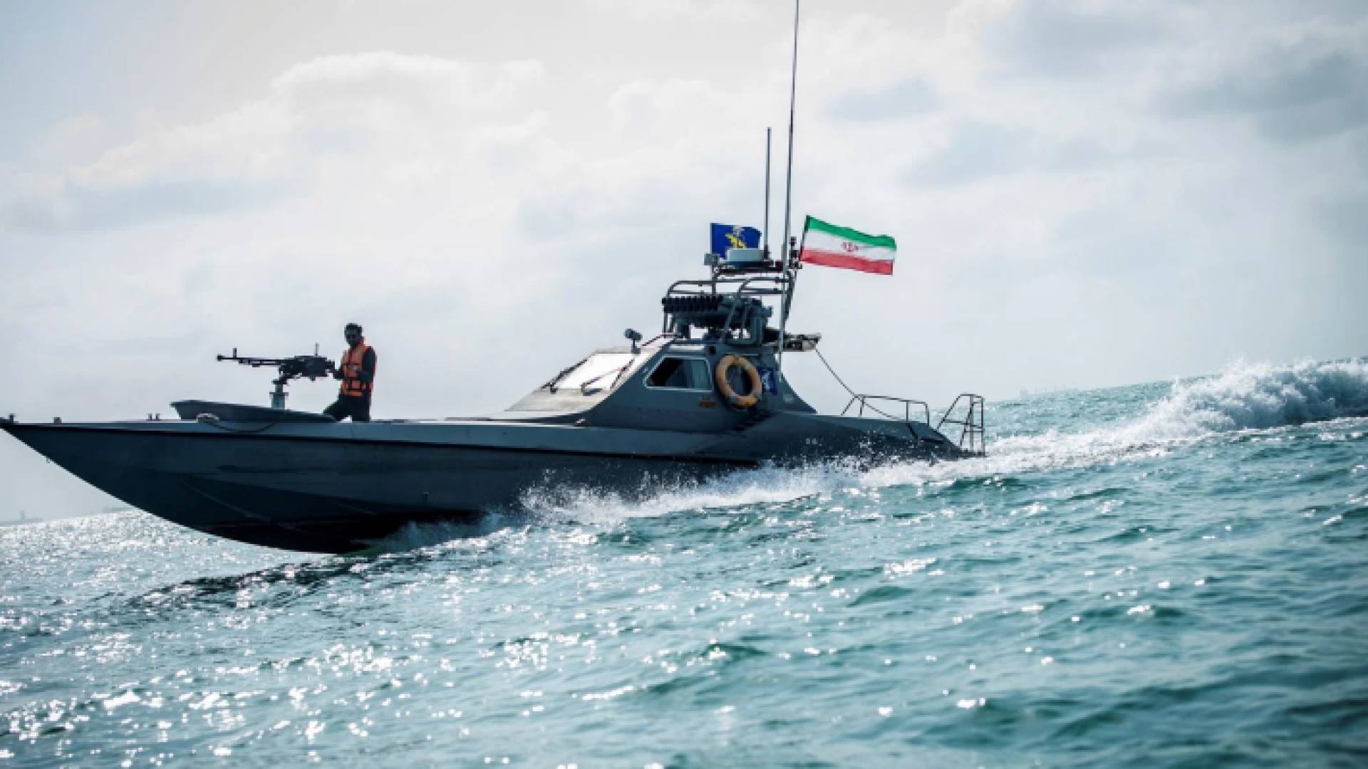 زورق إيراني - أرشيفية