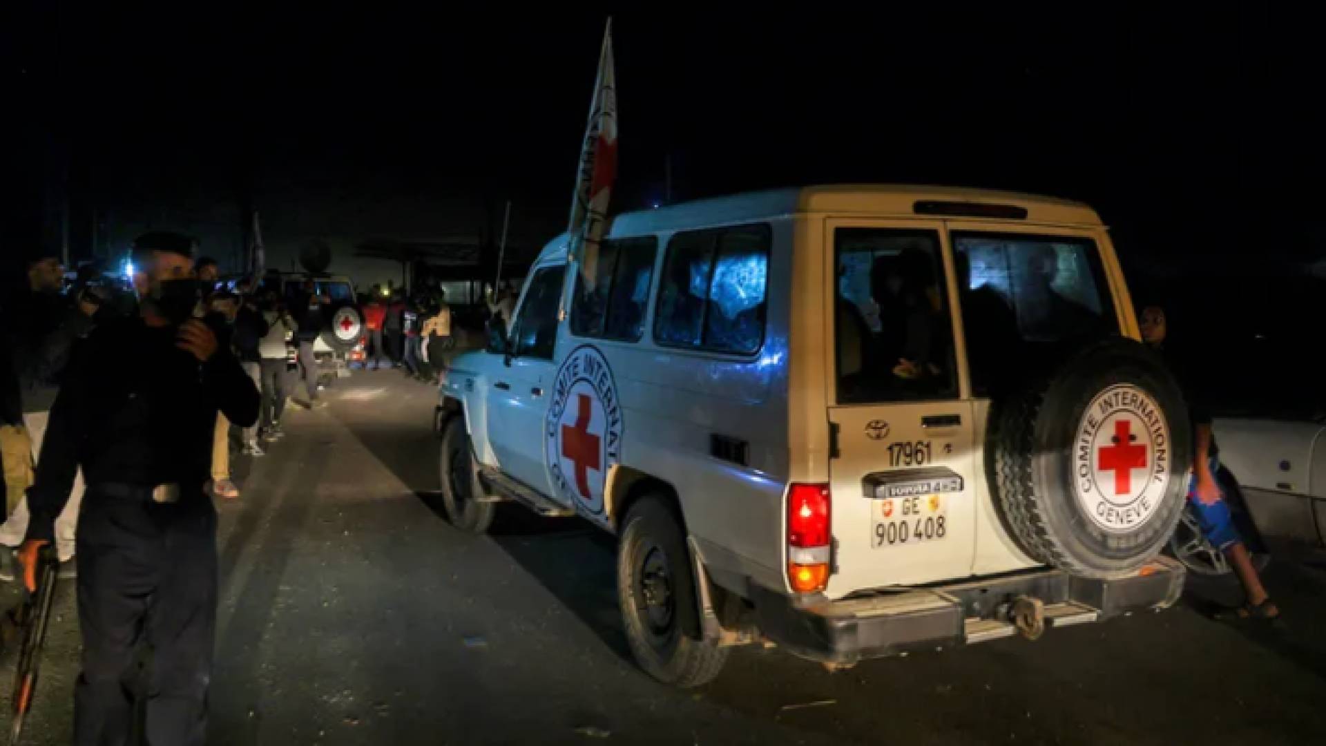 تبادل محتجزين