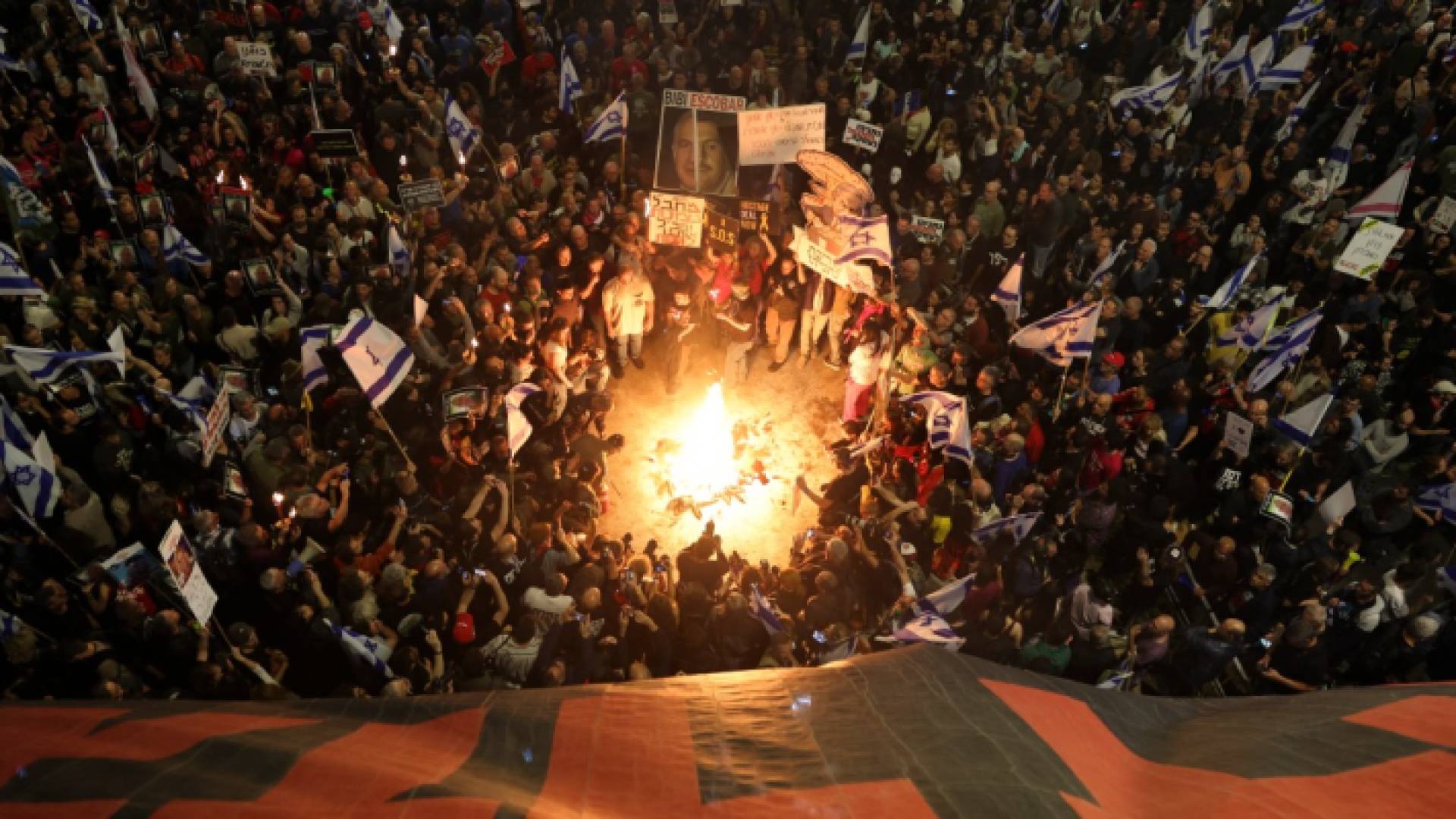 تظاهرة في تل أبيب تطالب بإقالة نتنياهو