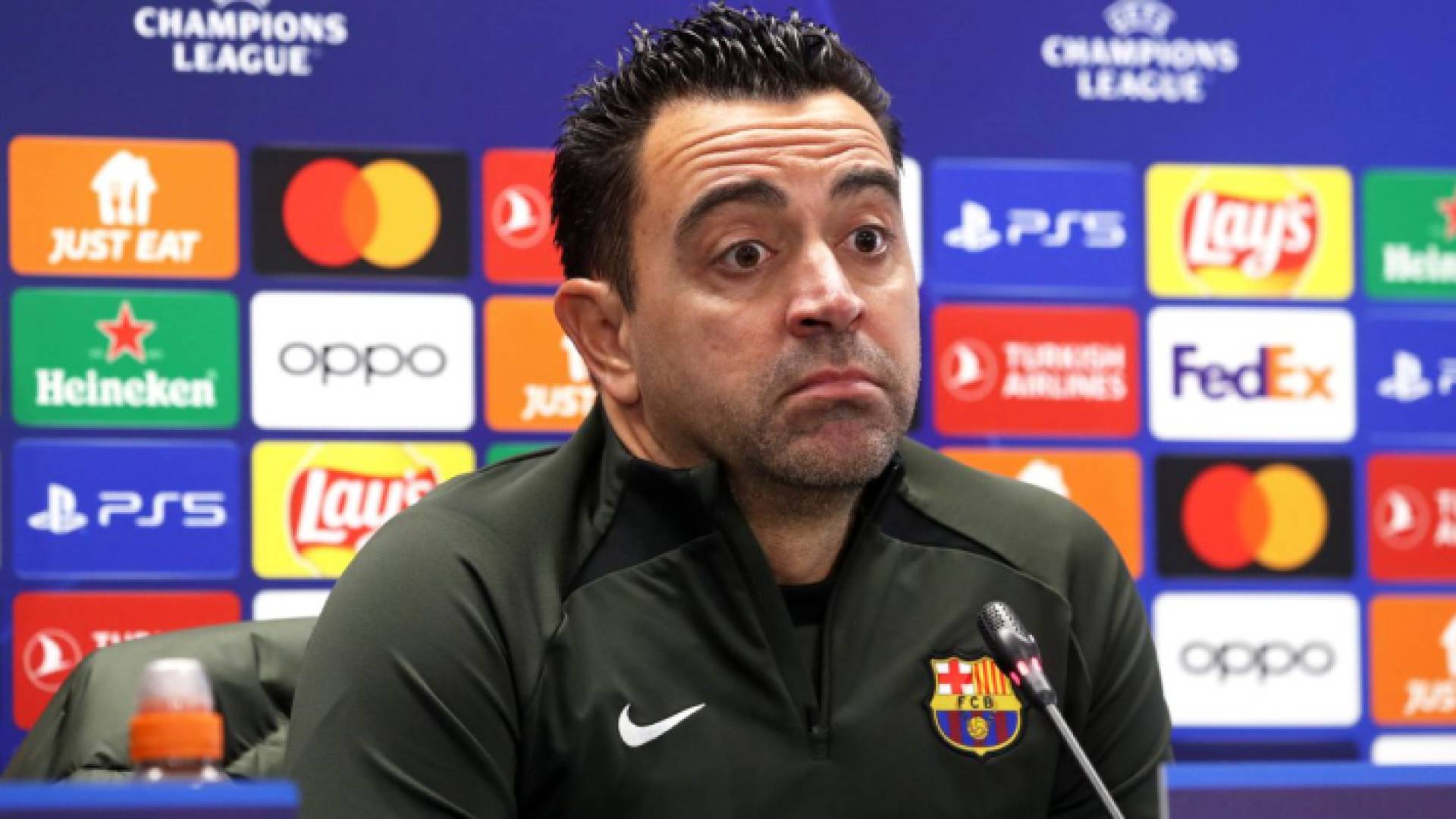 من مؤتمر صحفي