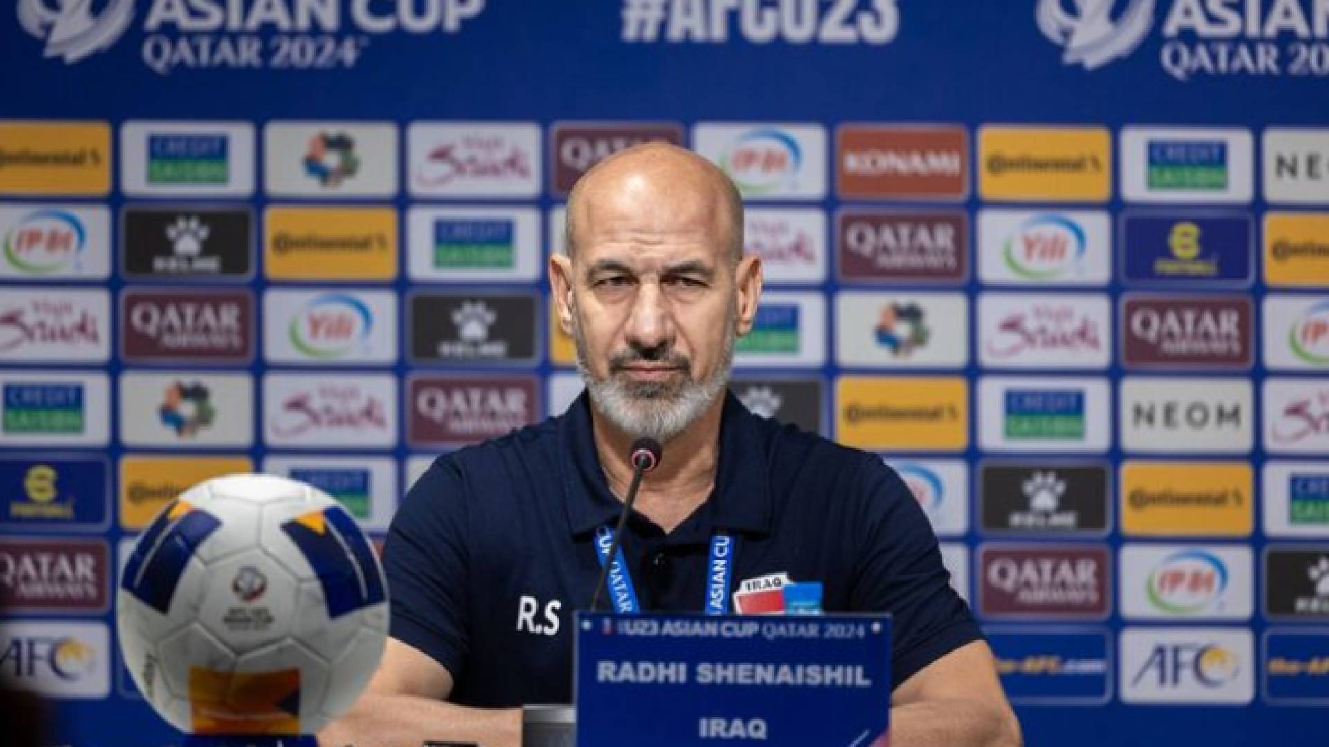 راضي شنيشل مدرب المنتخب العراقي ع