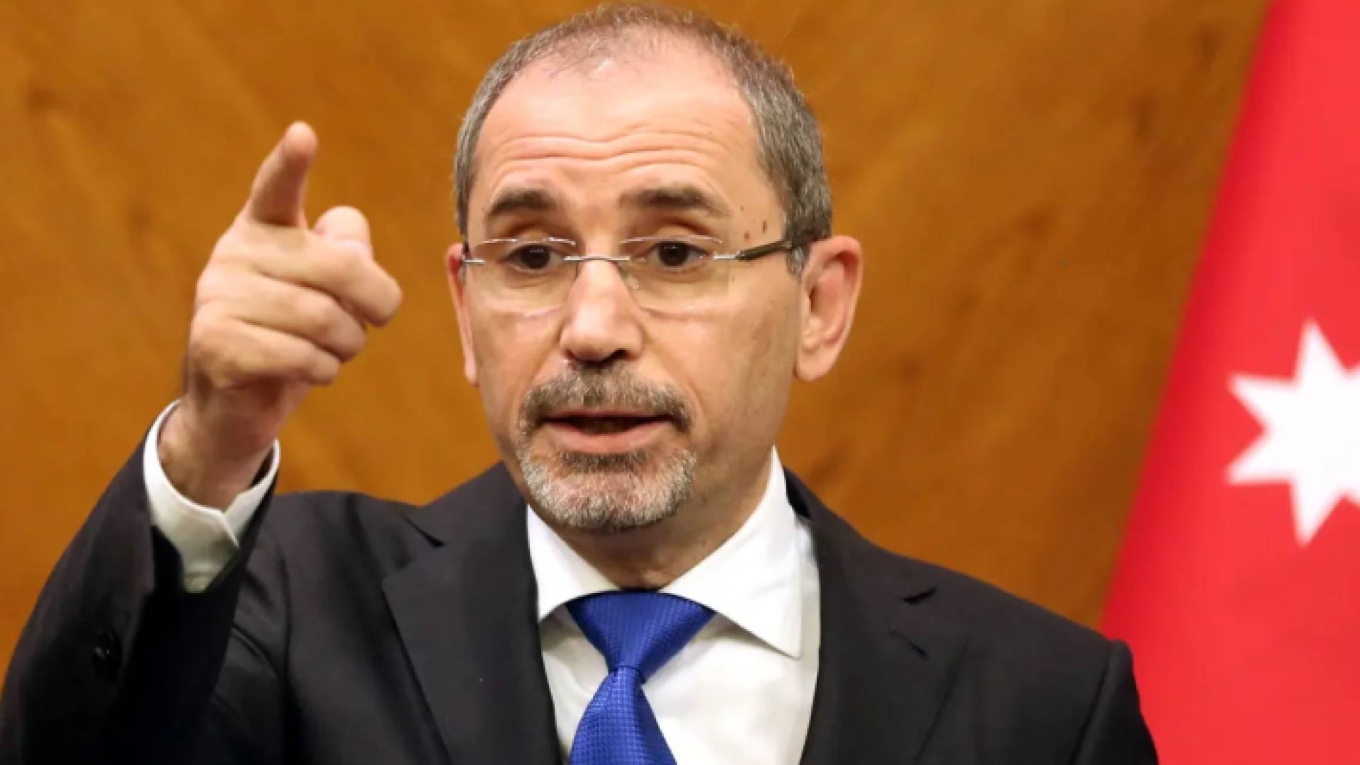 وزير الخارجية أيمن الصفدي