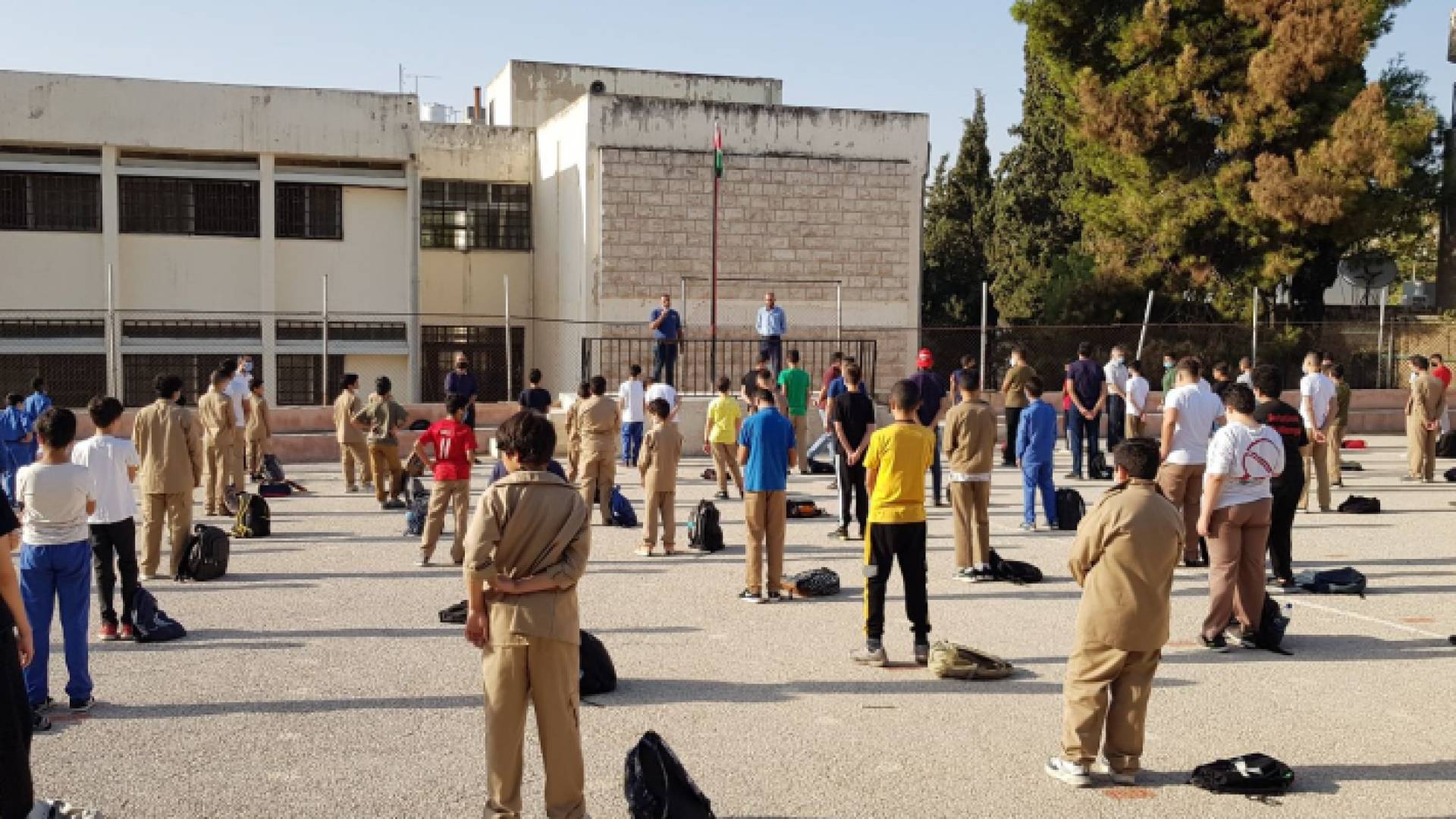 طلاب مدرسة حكومية - أرشيف