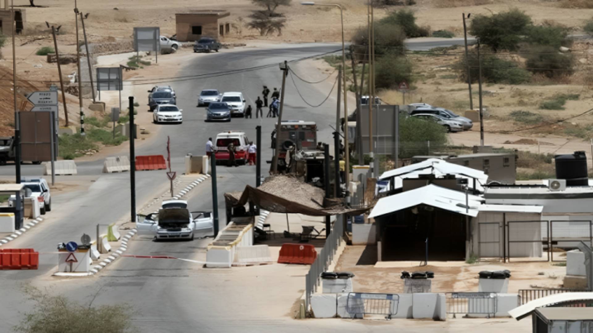 حاجز الحمرا العسكري