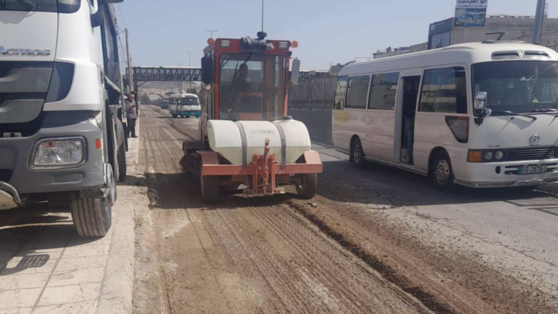 بدء تنفيذ أعمال صيانة في منطقة عين الباشا