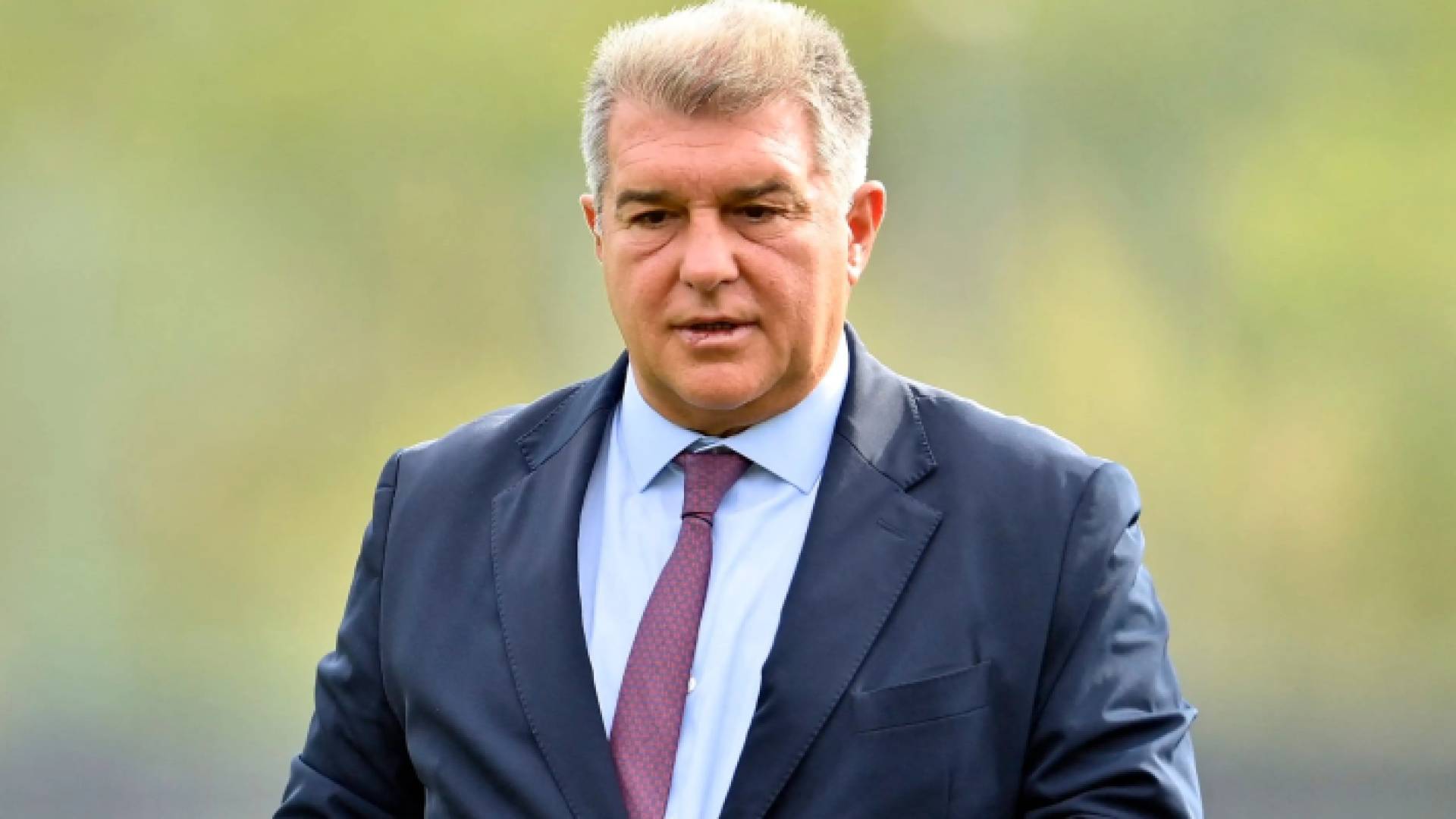 صورة سابقة لرئيس نادي برشلونة لابورتا