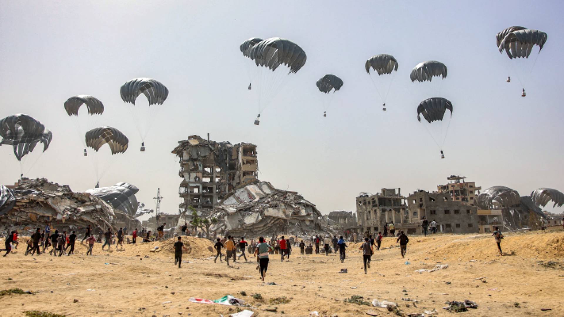 جانب من عملية الإنزال