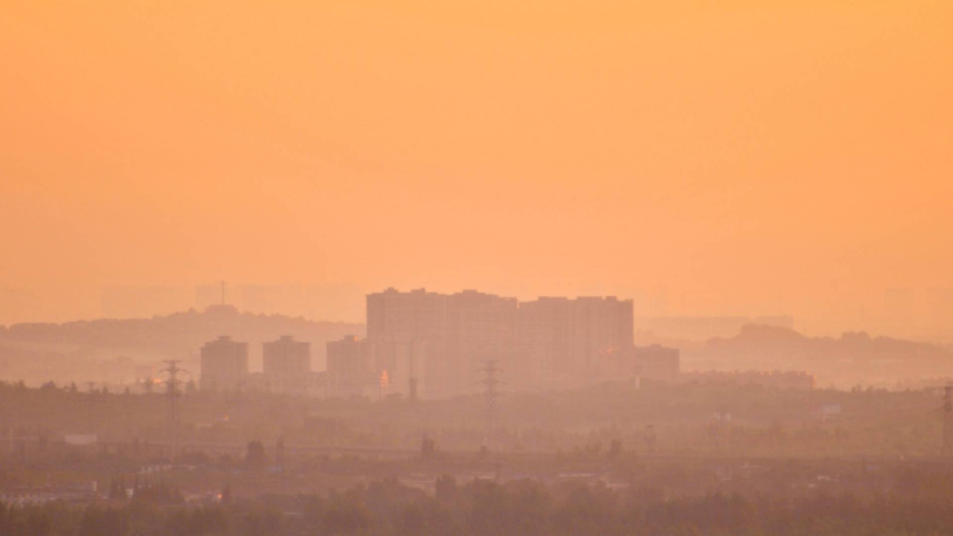 أجواء مغبرة