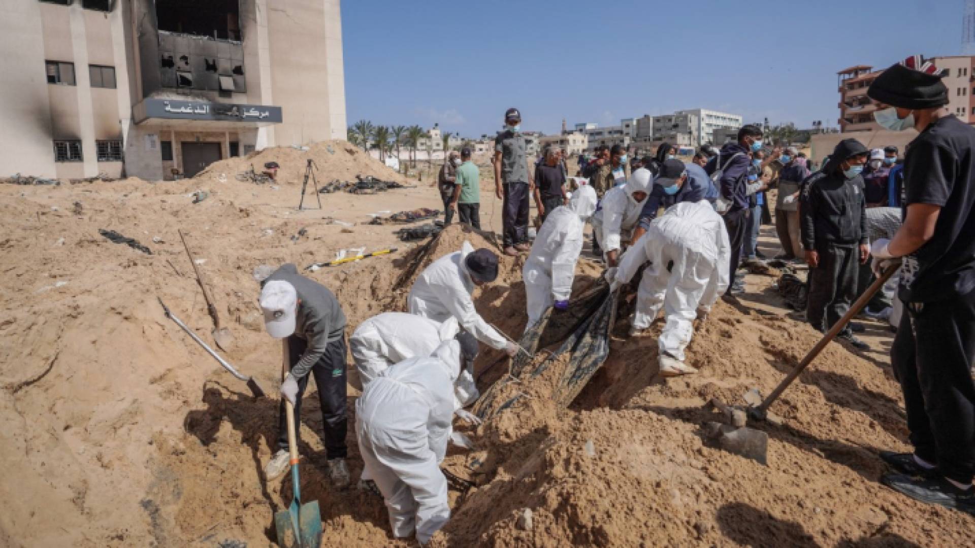 مقابر جماعية في غزة