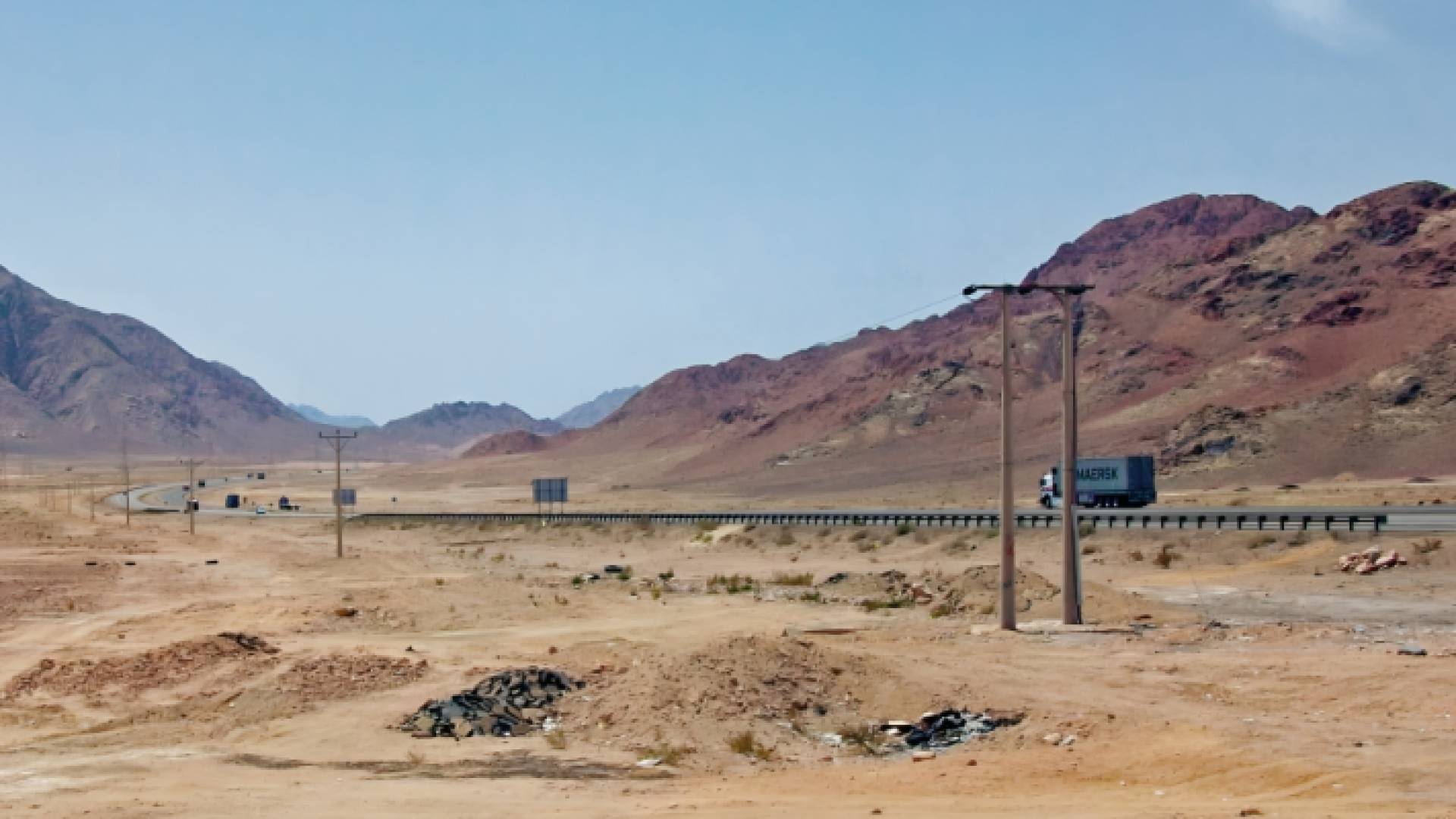 الطريق الصحراوي