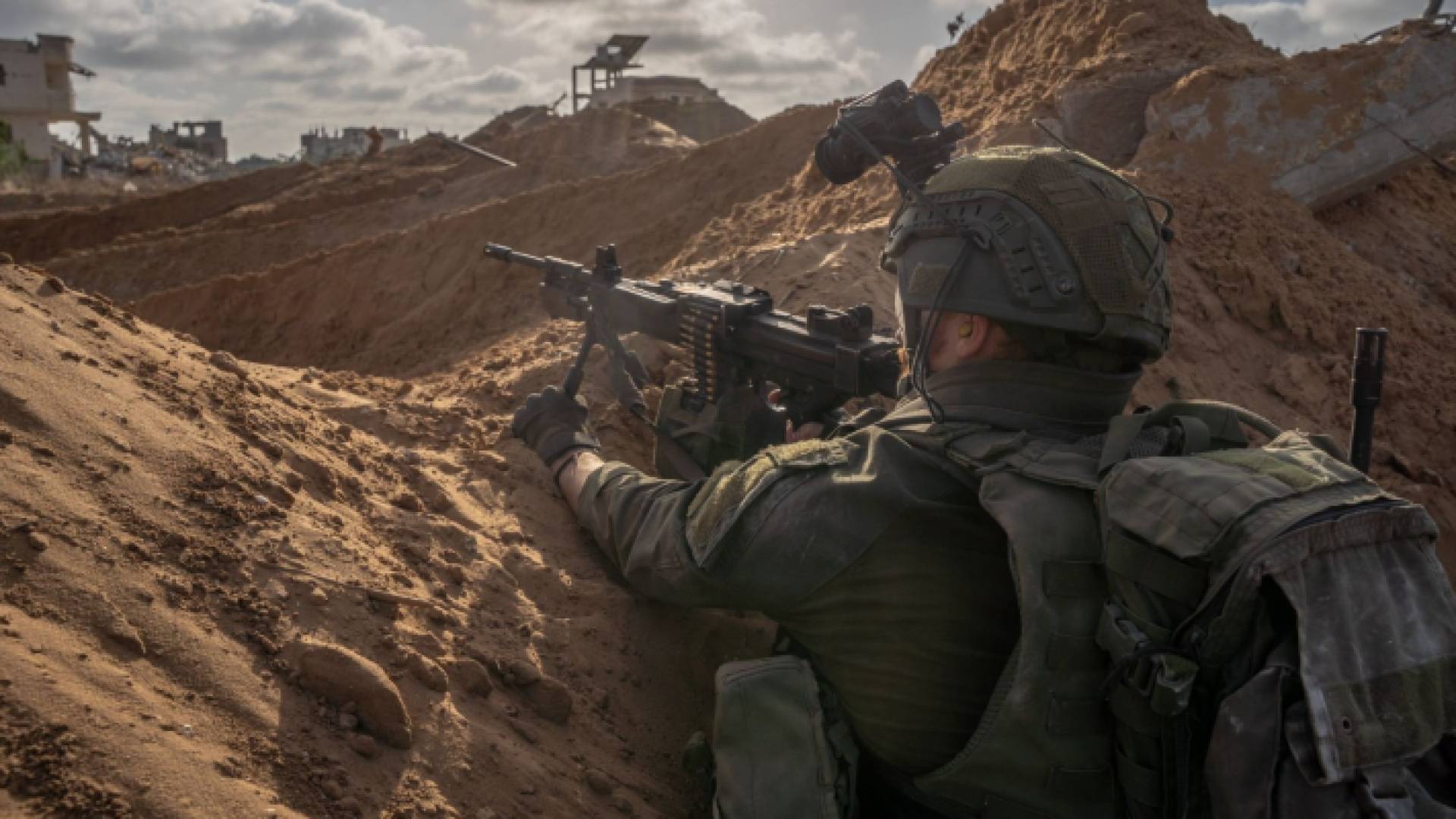 أحد جنود جيش الاحتلال في قطاع غزة