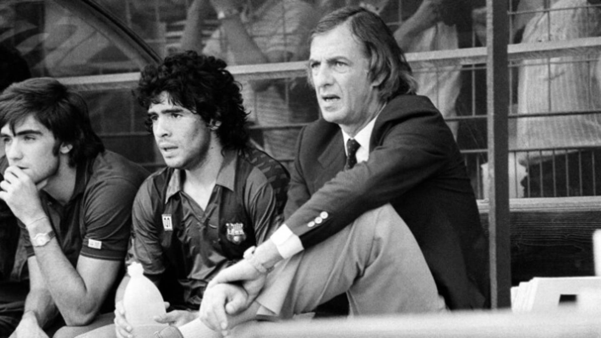 صورة أرشيفية للمدرب الأرجنتيني سيزار لويس مينوتي