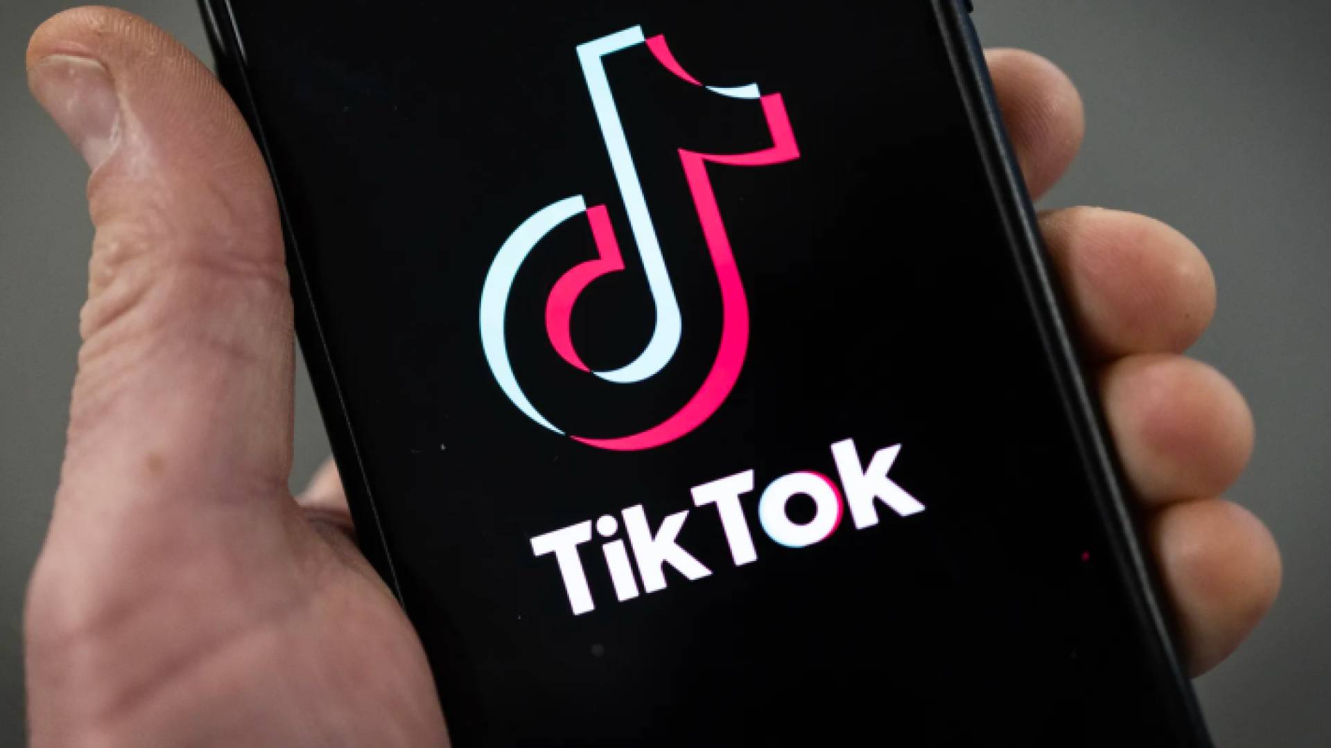 شعار تطبيق تيك توك - تعبيرية