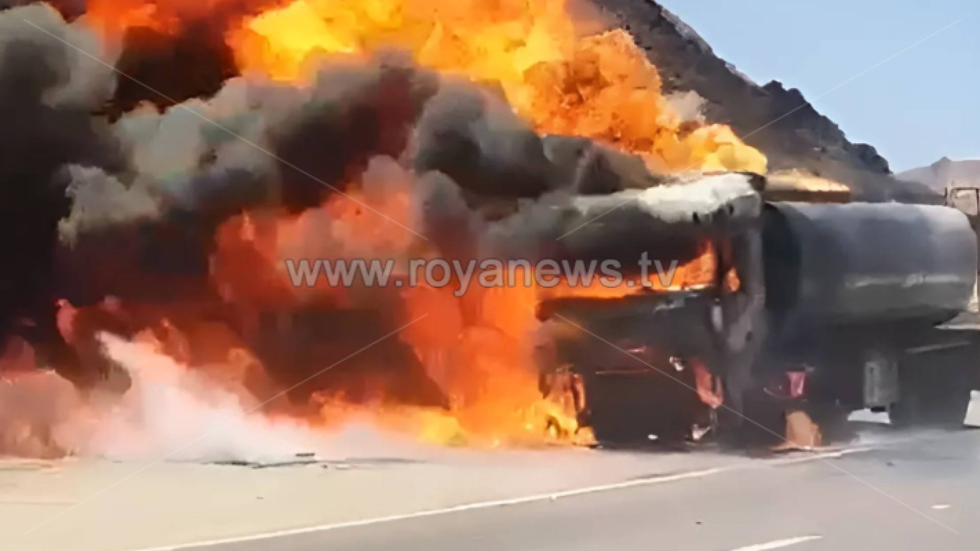 اشتعال النيران بصهريج