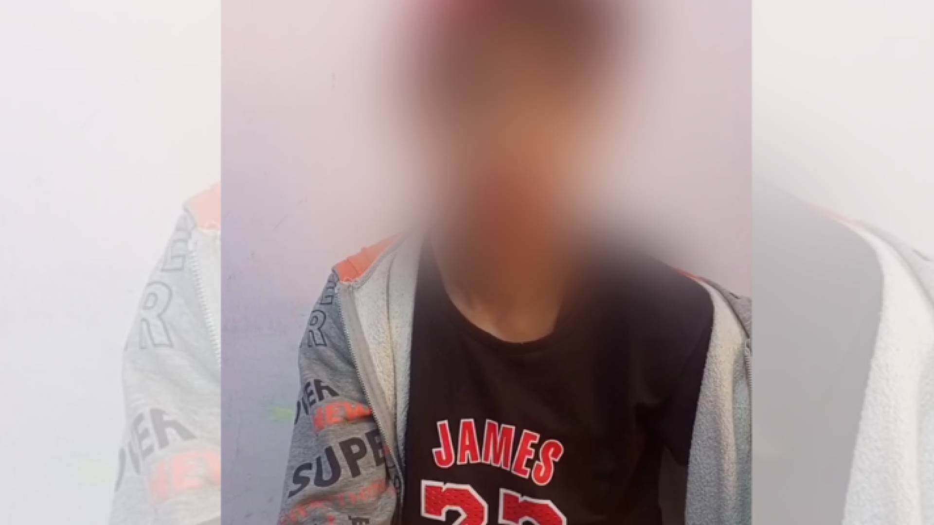 الفتى الذي تعرض للاعتداء