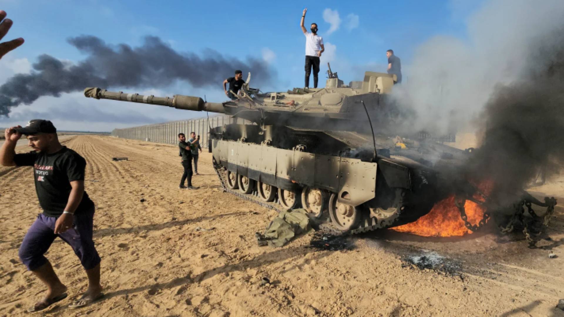 تدمير دبابة للاحتلال في السابع من أكتوبر