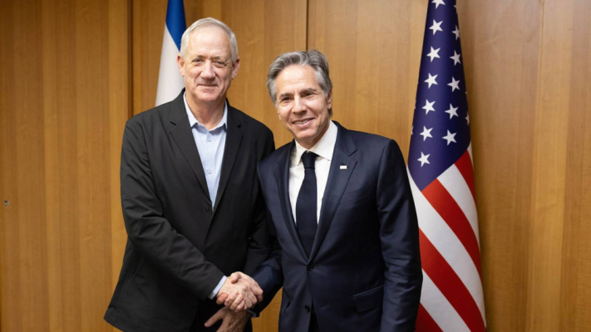 وزير الخارجية الأمريكي أنتوني بلينكن ووزير دفاع الاحتلال بيني غانتس