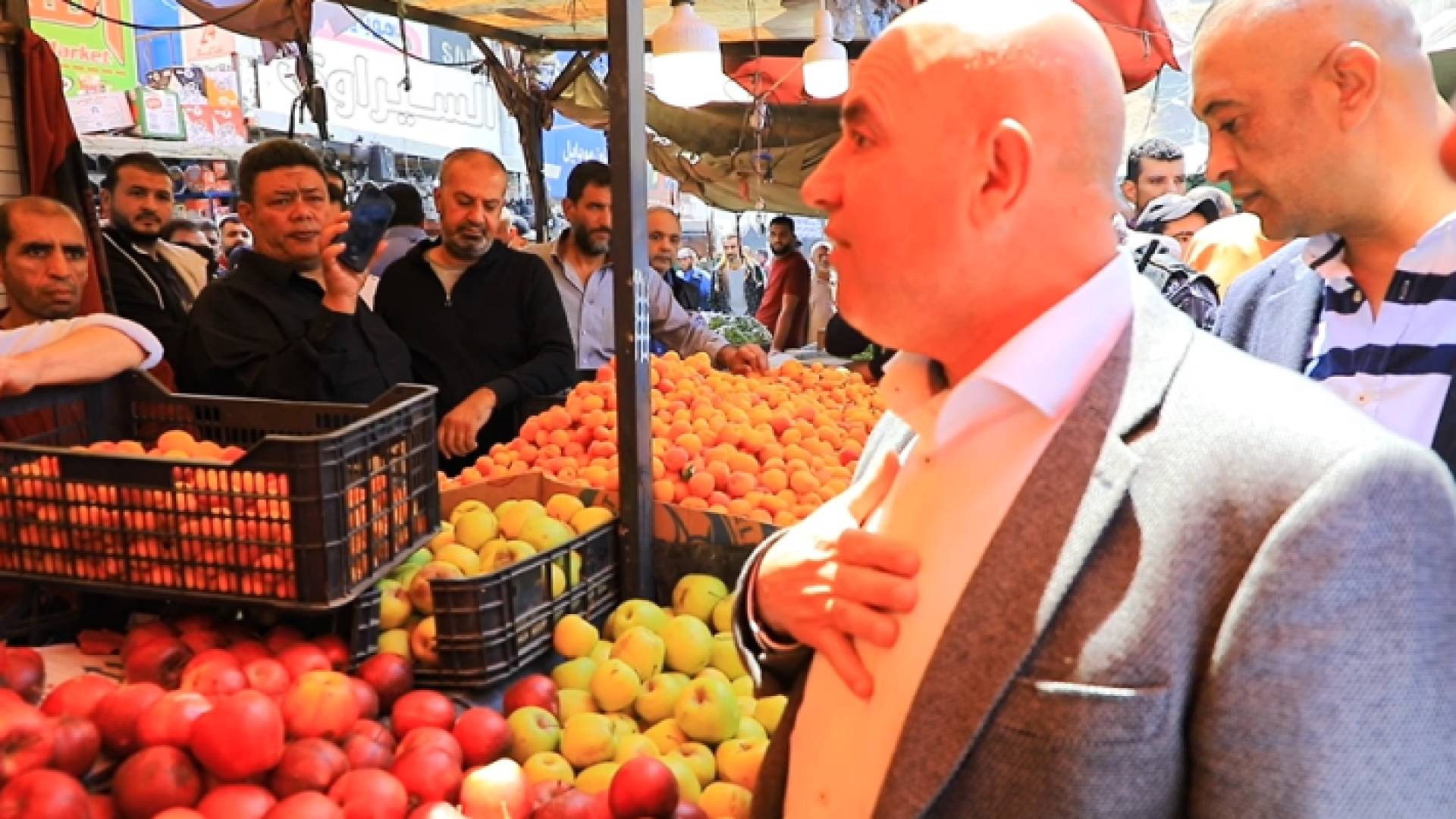 وزارة الداخلية تمهل أصحاب البسطات 3 أسابيع لتصويب أوضاعها