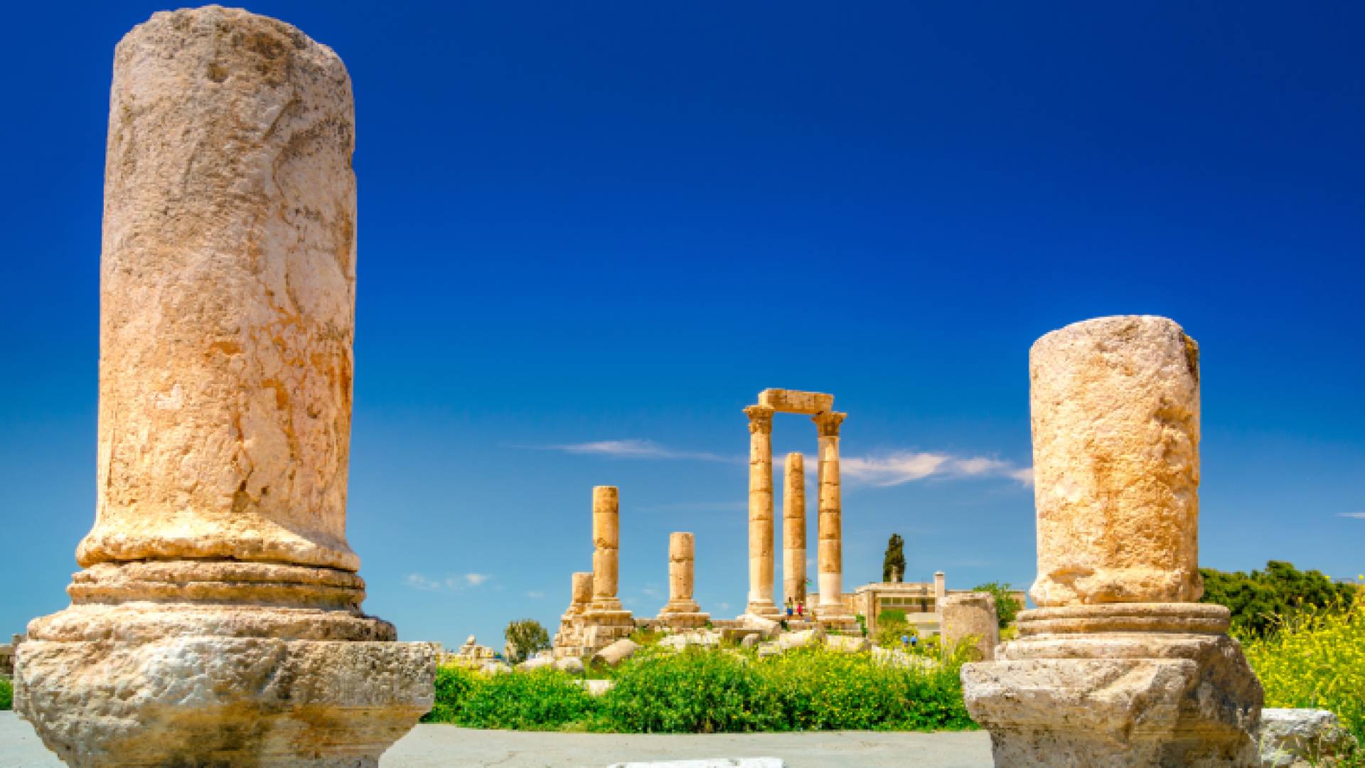 أجواء مشمسة في العاصمة عمان