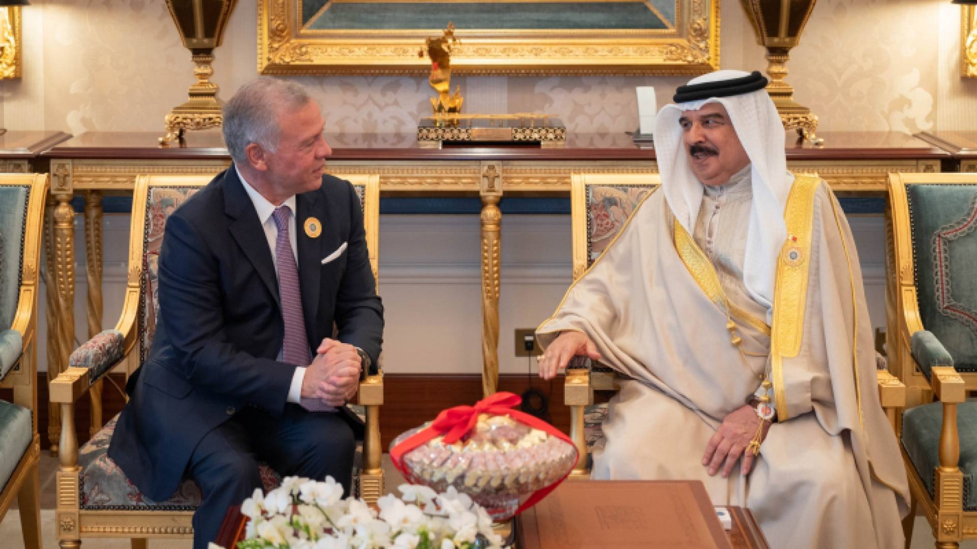 جلالة الملك عبدالله الثاني يلتقي جلالة الملك حمد بن عيسى آل خليفة، ملك مملكة البحرين