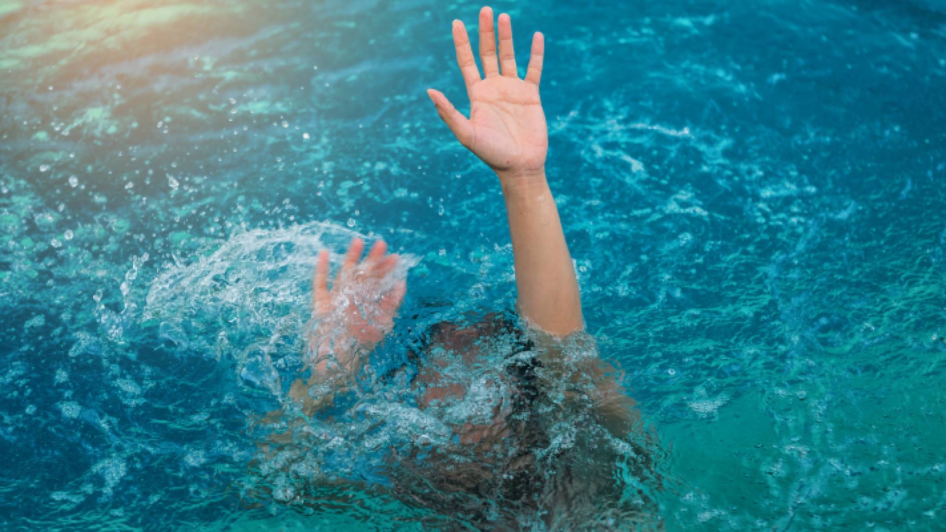 صورة تعبر عن الغرق