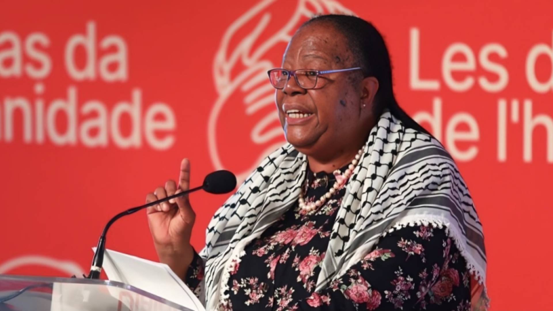 وزيرة خارجية جنوب أفريقيا ناليدي باندور