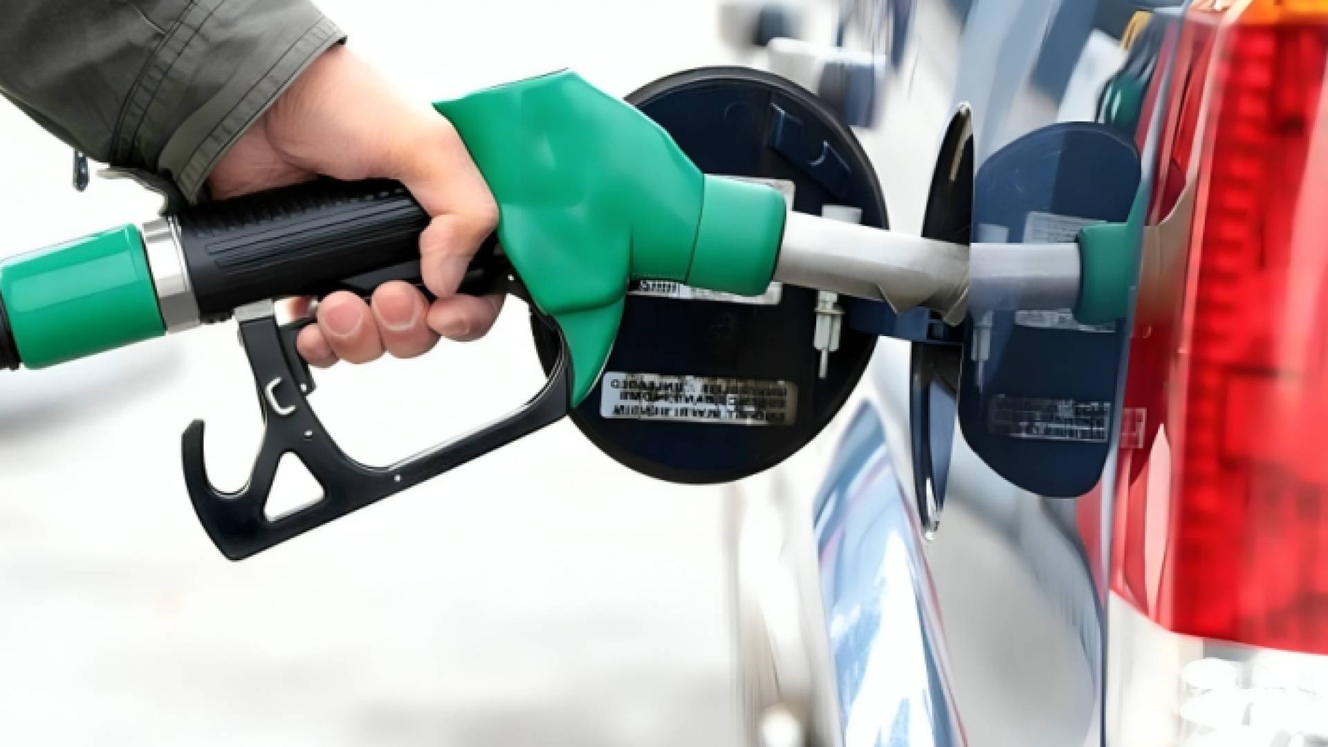 مضخة محروقات "أرشيفية"