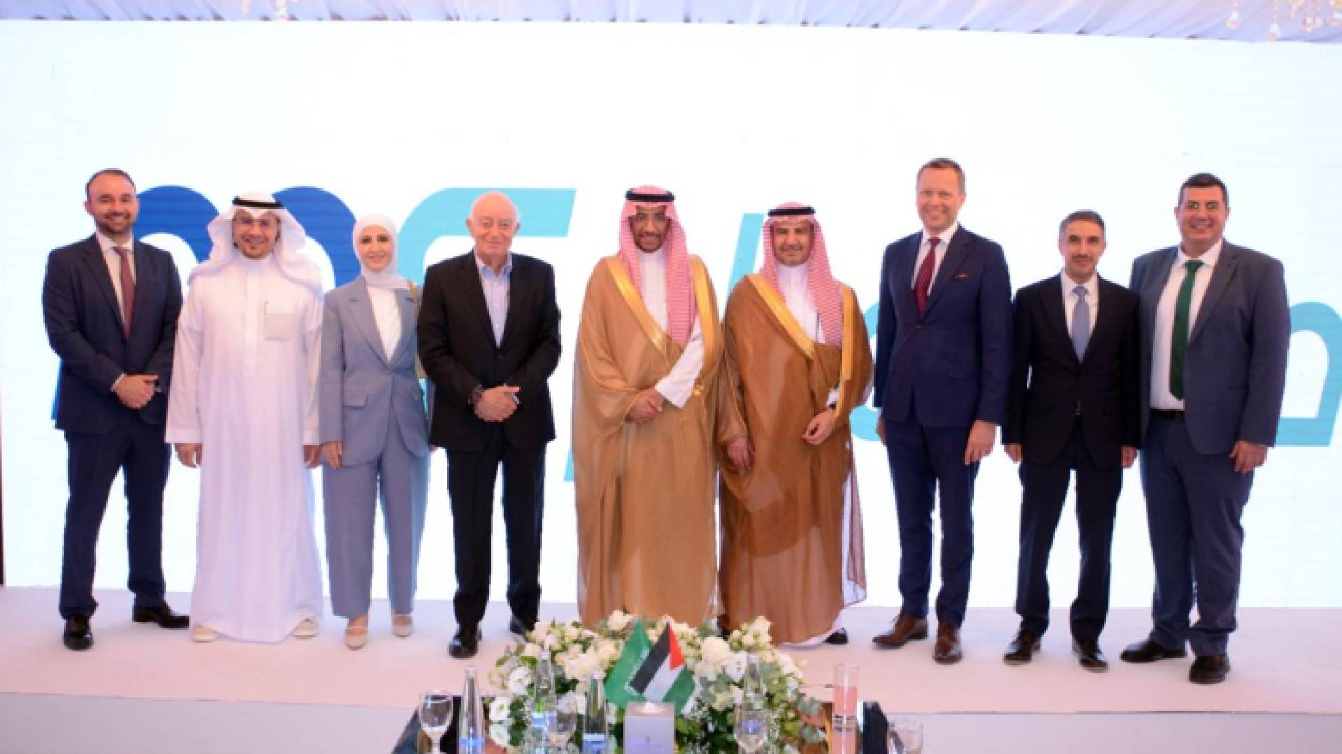 من زيارة وزير الصناعة والثروة المعدنية السعودي مصنع MS Pharma للحقن في الأردن