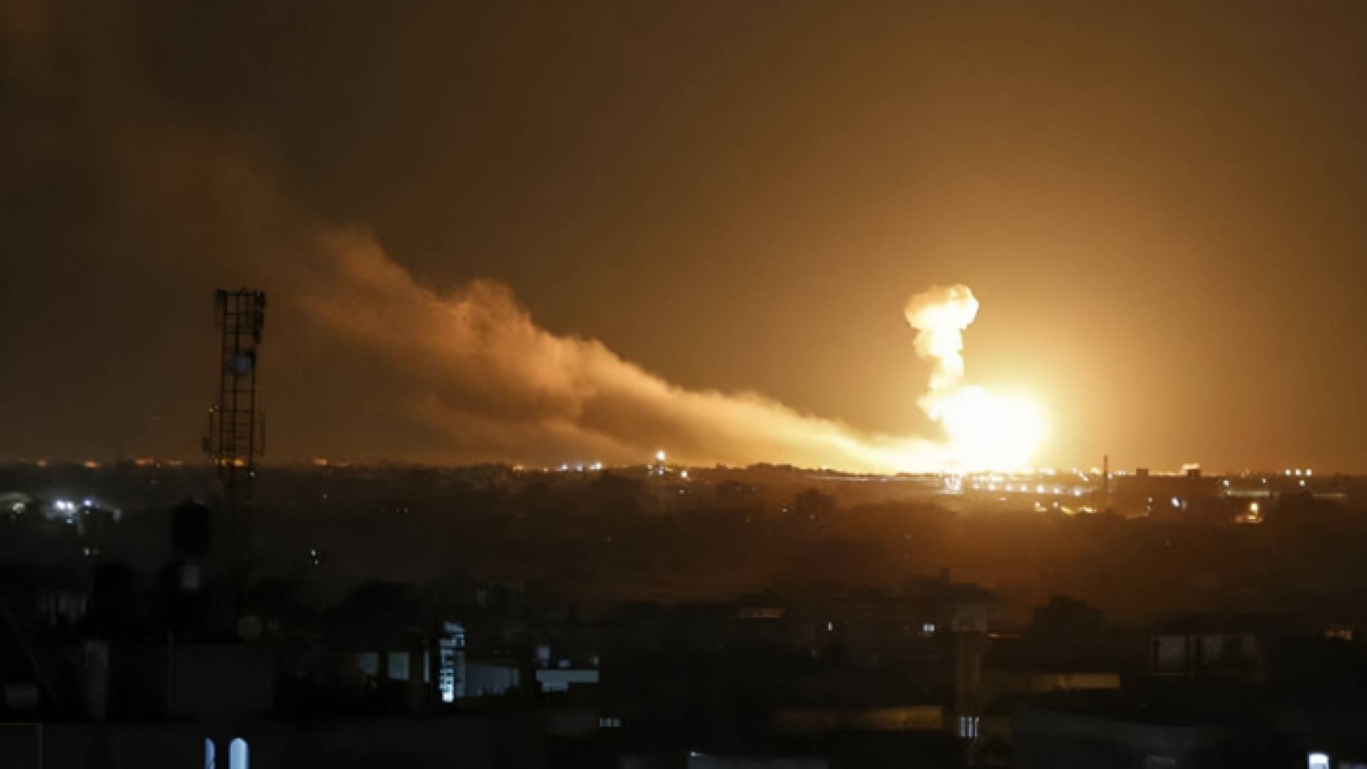 قصف على سوريا