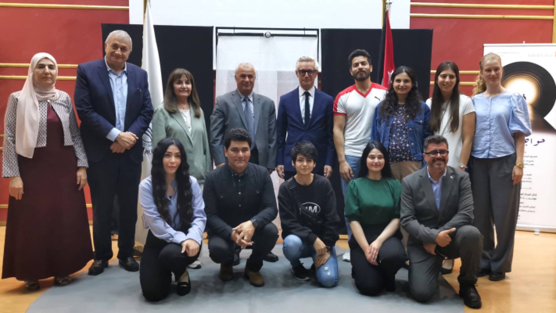 السفير النرويجي وجانب من الحضور