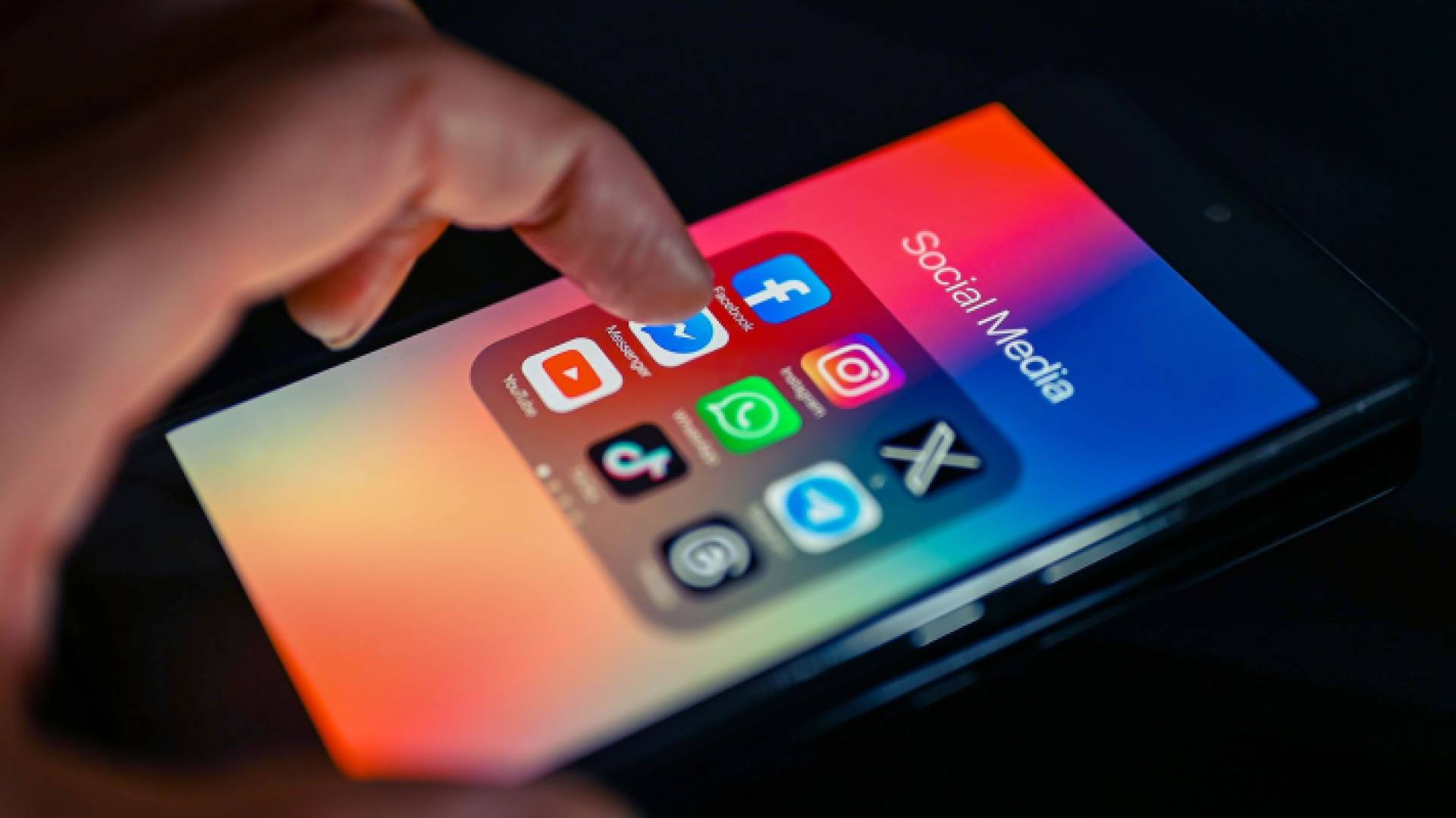 منصات التواصل الاجتماعي