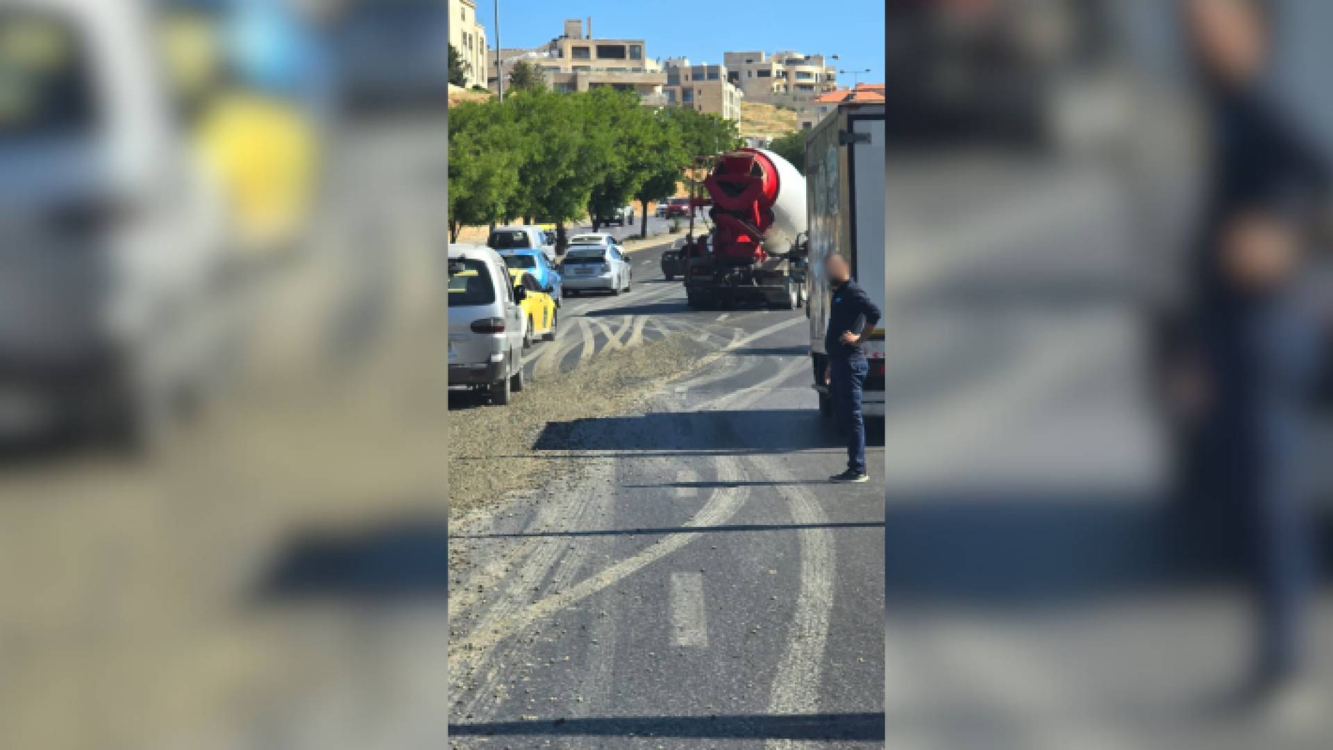 سقوط حمولة اسمنية على كريدور عبدون