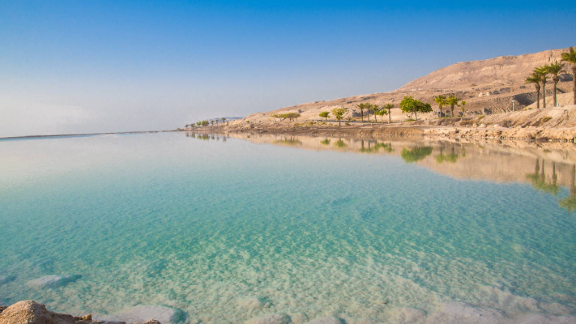 طقس حار في البحر الميت