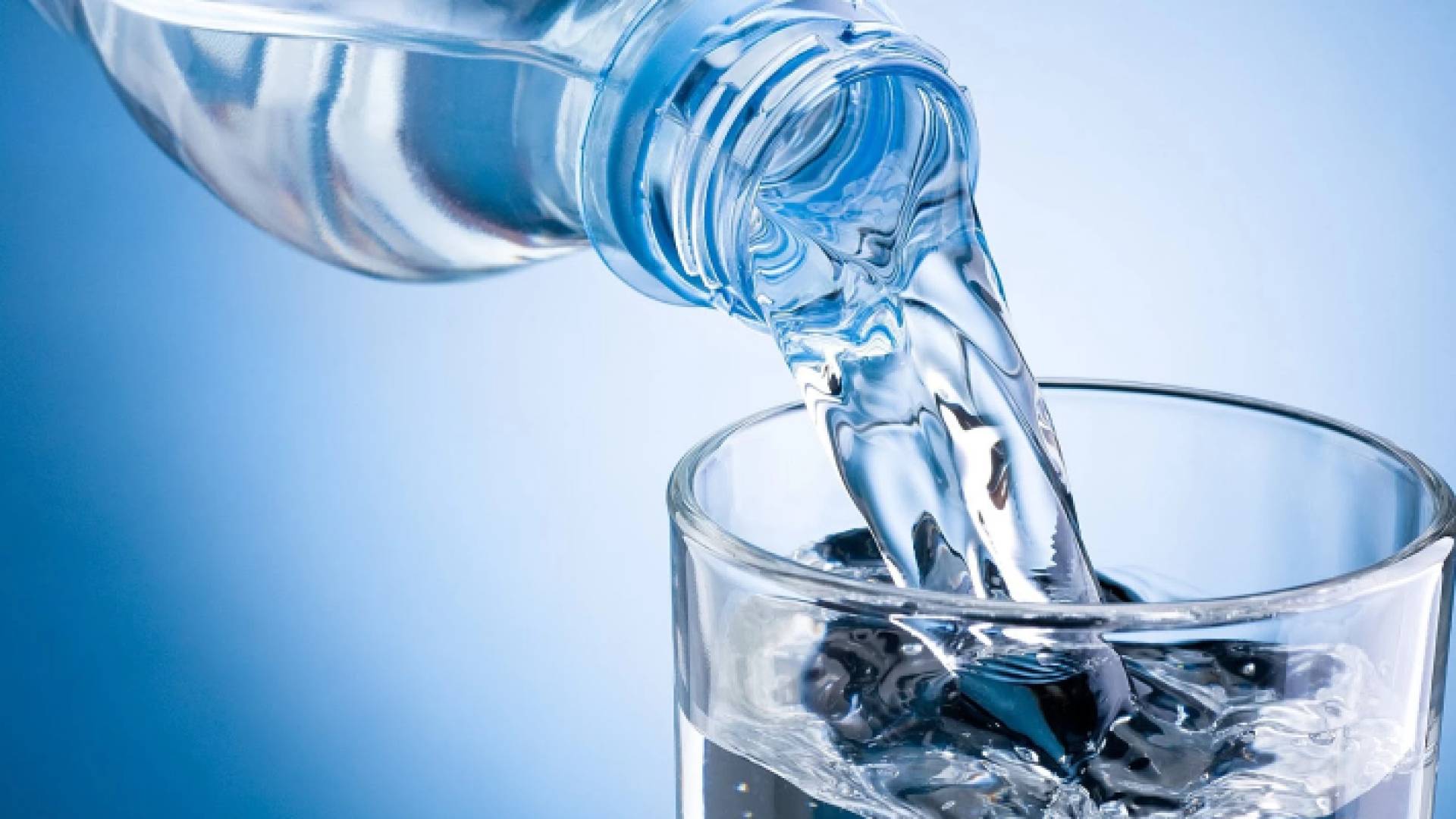 صورة تعبر عن المياه الصحية