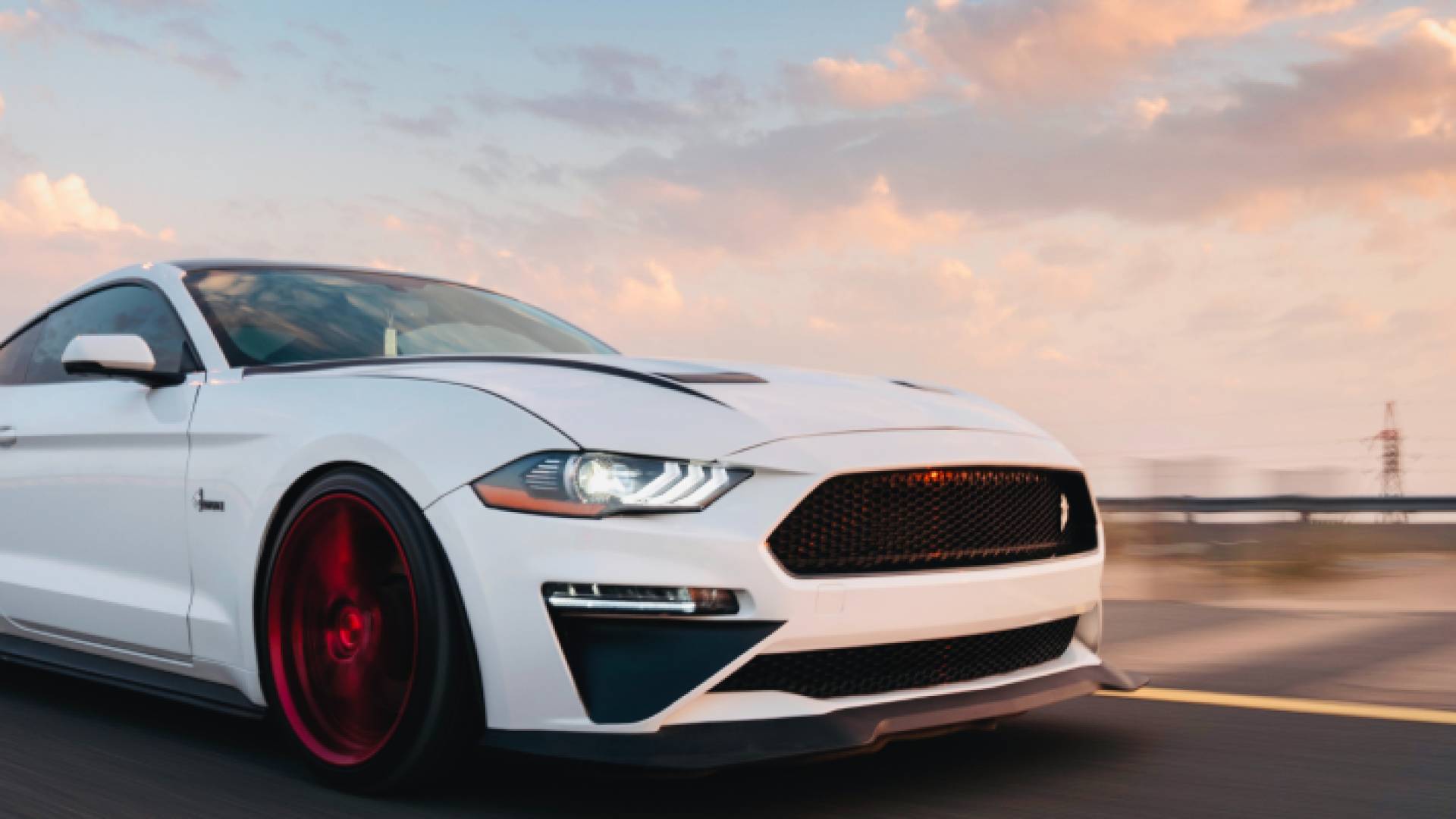 سيارة فارهة "أرشيفية"