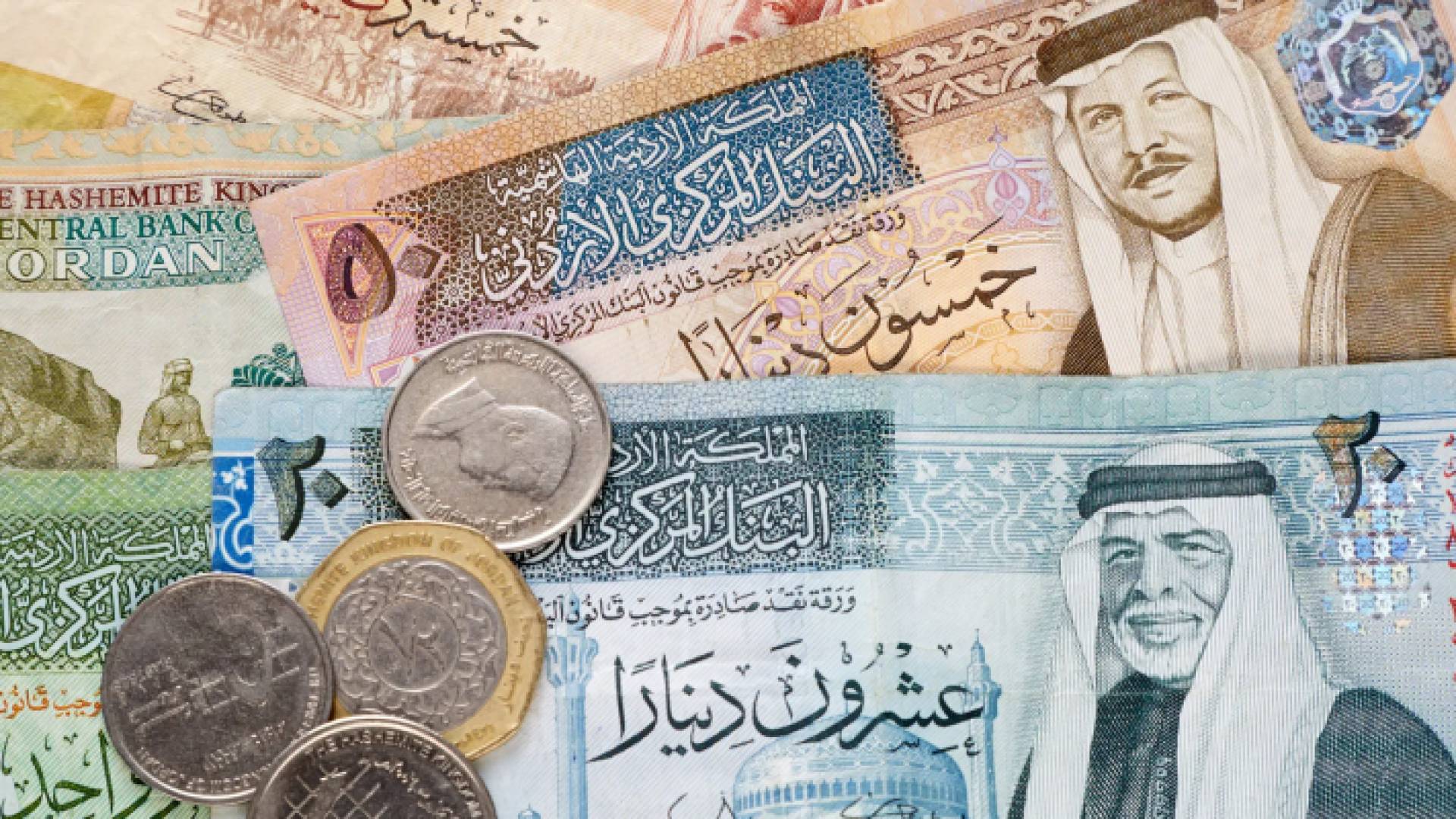 دنانير أردنية