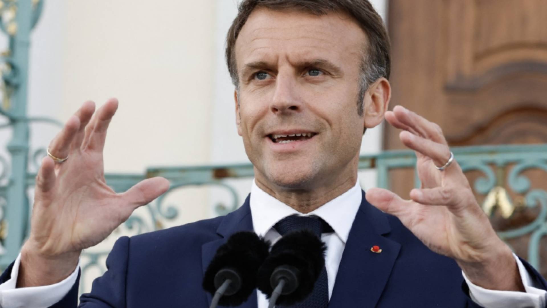 الرئيس الفرنسي ايمانويل ماكرون